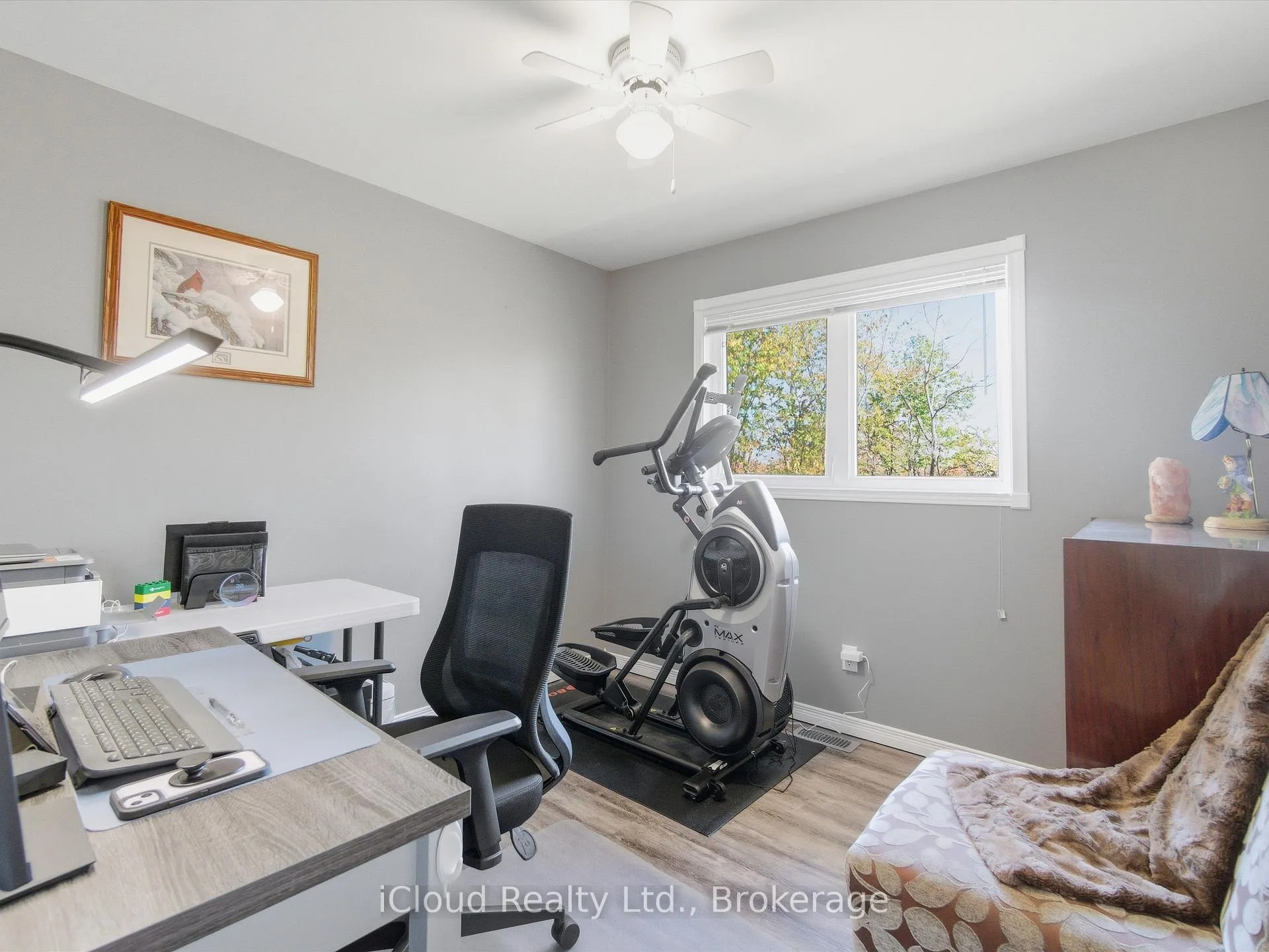 Photo 11 of 6 Springhill Road, McKellar — HOMEH