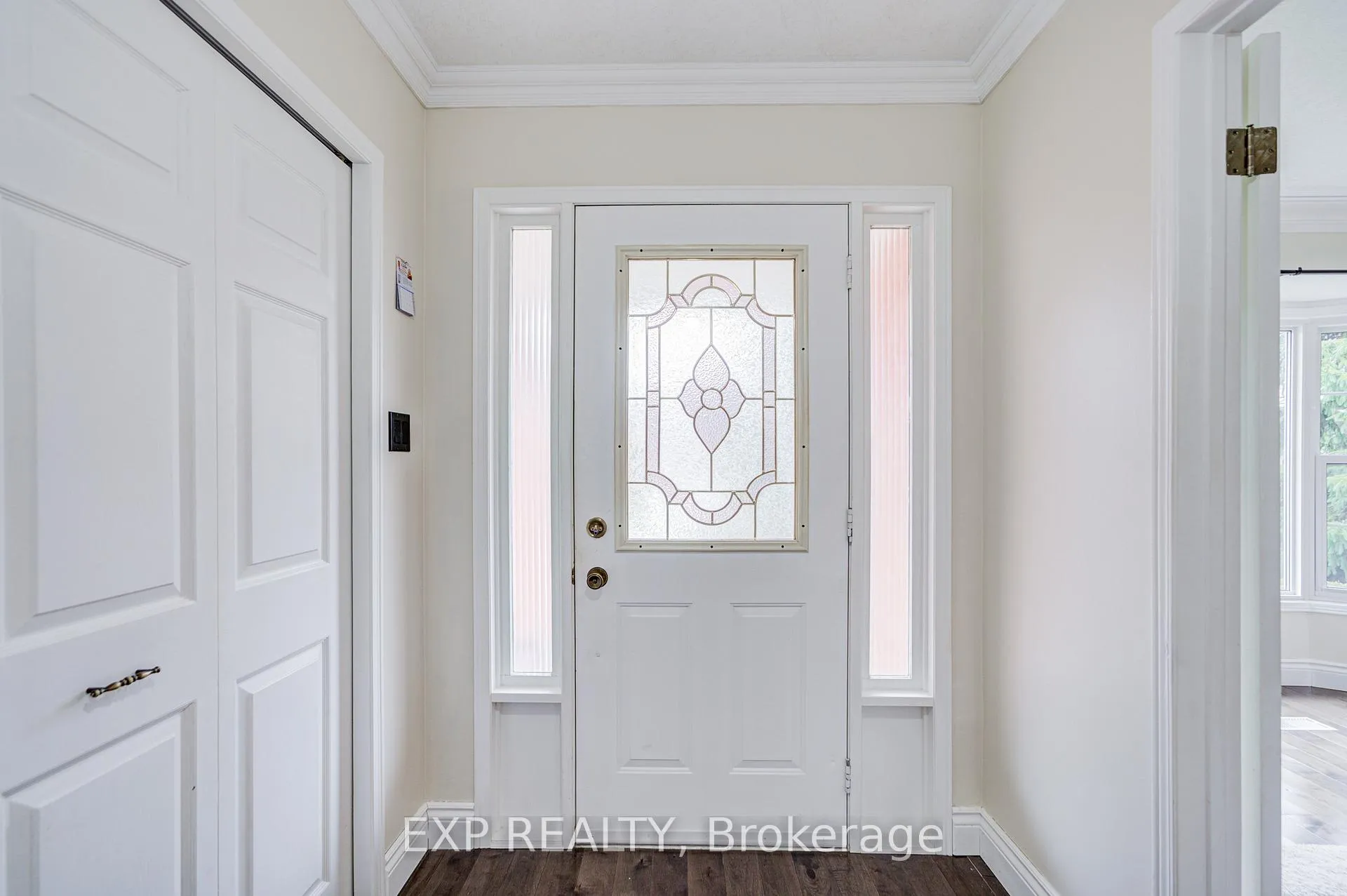 Photo 6 of 207 Stoke Drive, Kitchener — HOMEH