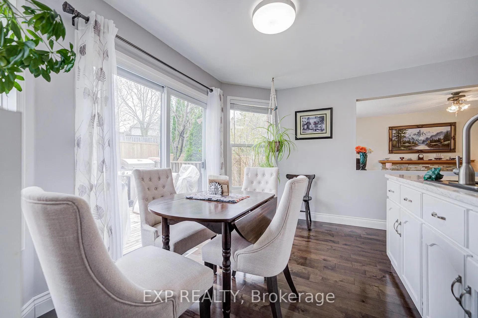Photo 17 of 207 Stoke Drive, Kitchener — HOMEH