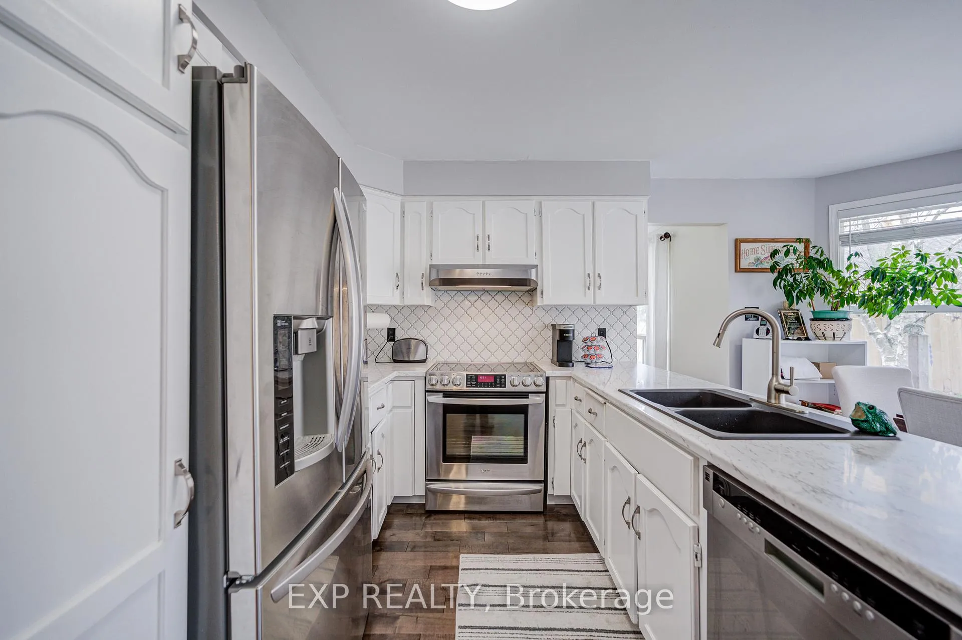 Photo 20 of 207 Stoke Drive, Kitchener — HOMEH