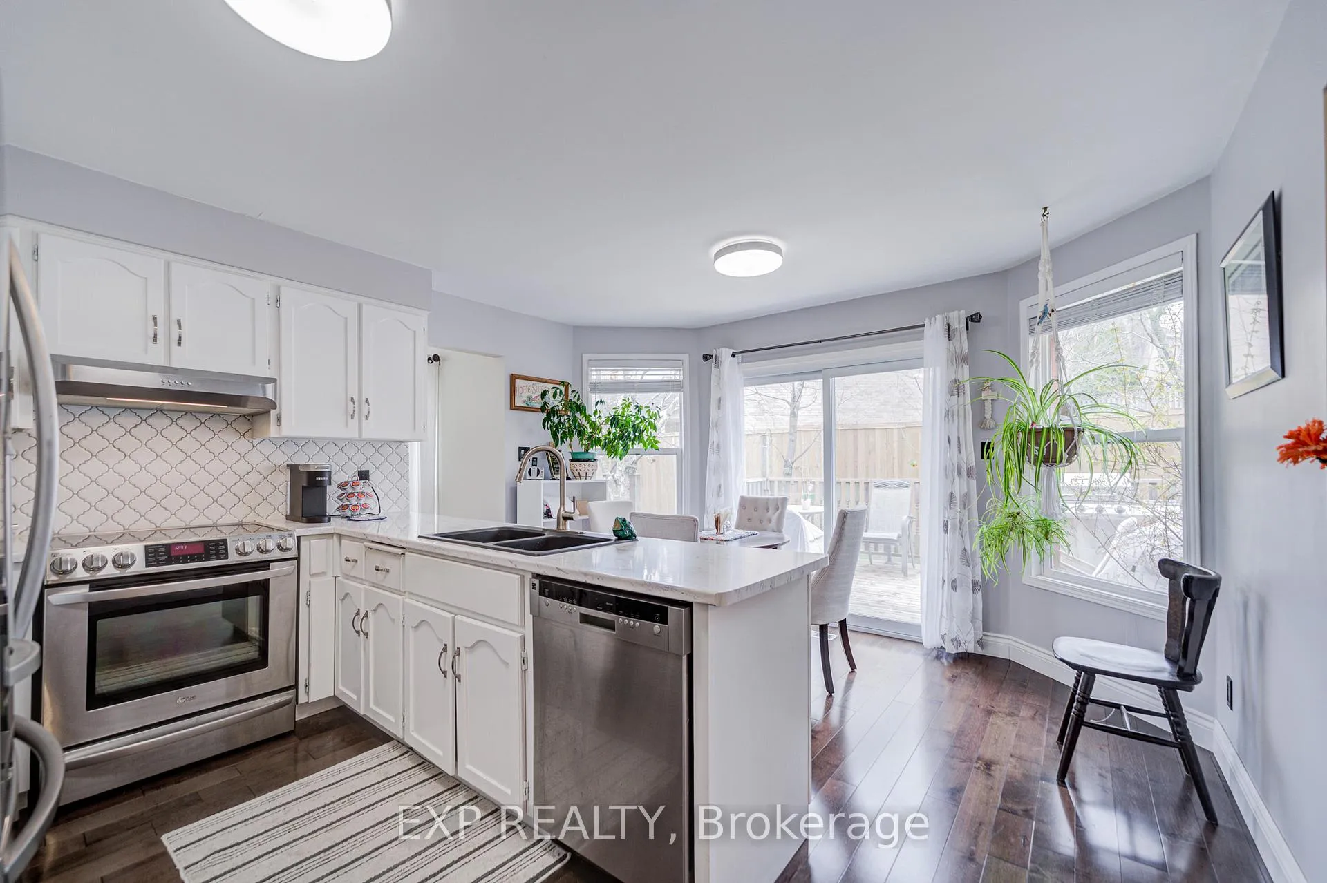 Photo 21 of 207 Stoke Drive, Kitchener — HOMEH