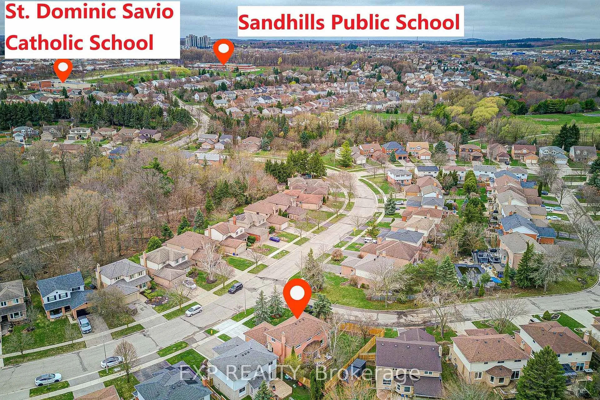 Photo 48 of 207 Stoke Drive, Kitchener — HOMEH