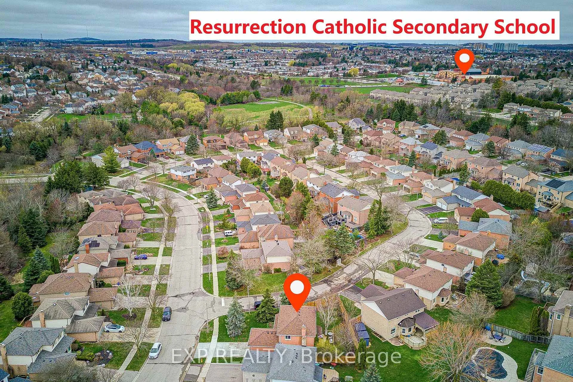 Photo 49 of 207 Stoke Drive, Kitchener — HOMEH