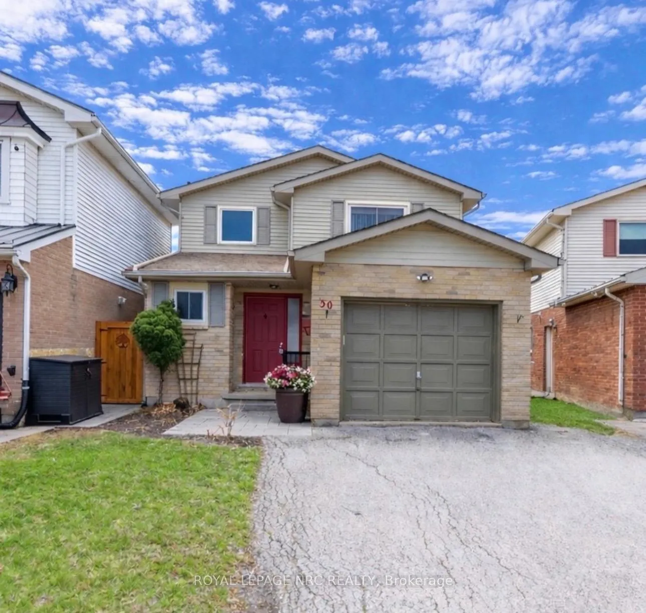 Photo 1 of 30 Baxter Crescent, Thorold, Confederation Heights — HOMEH