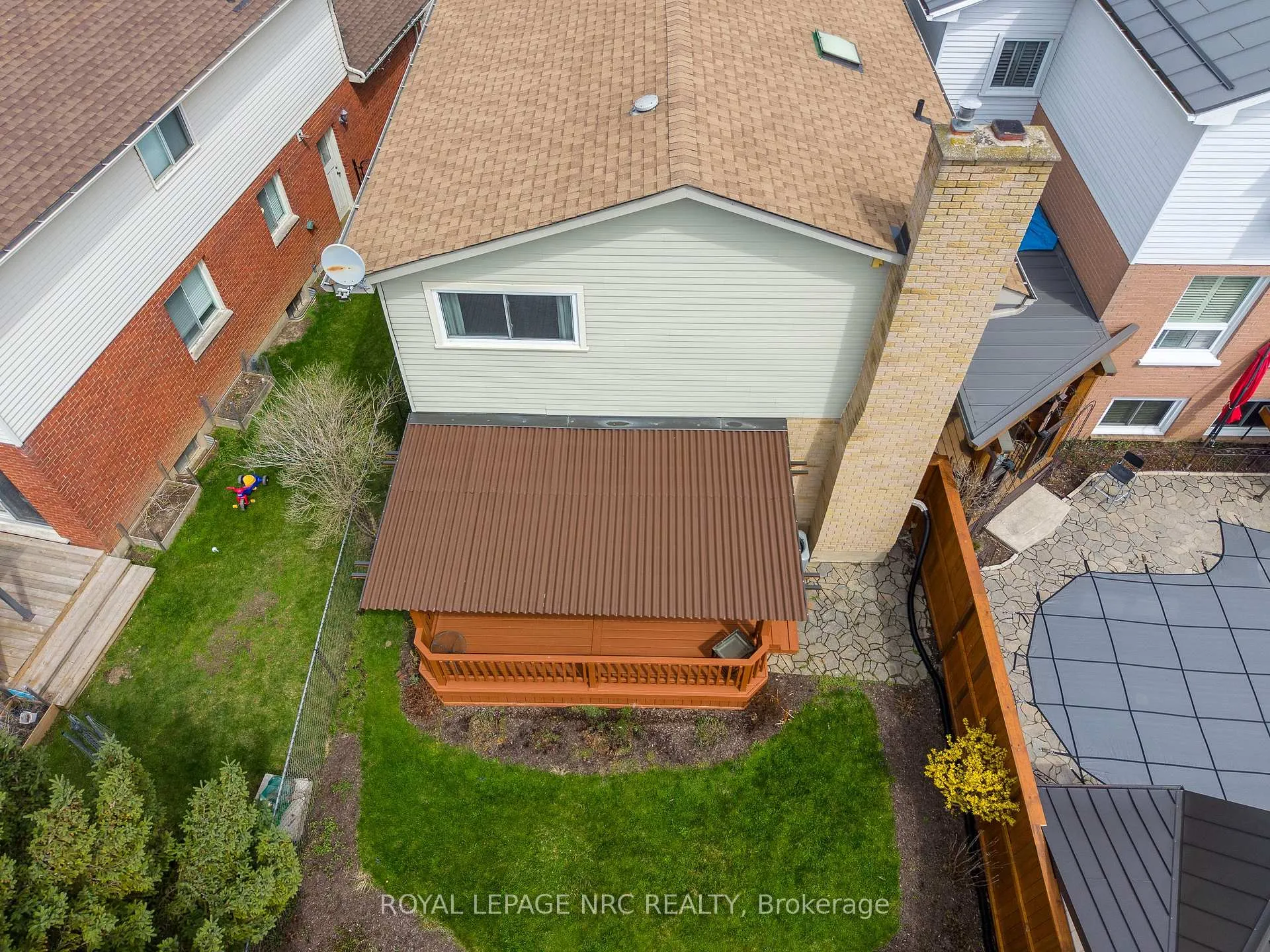 Photo 4 of 30 Baxter Crescent, Thorold, Confederation Heights — HOMEH