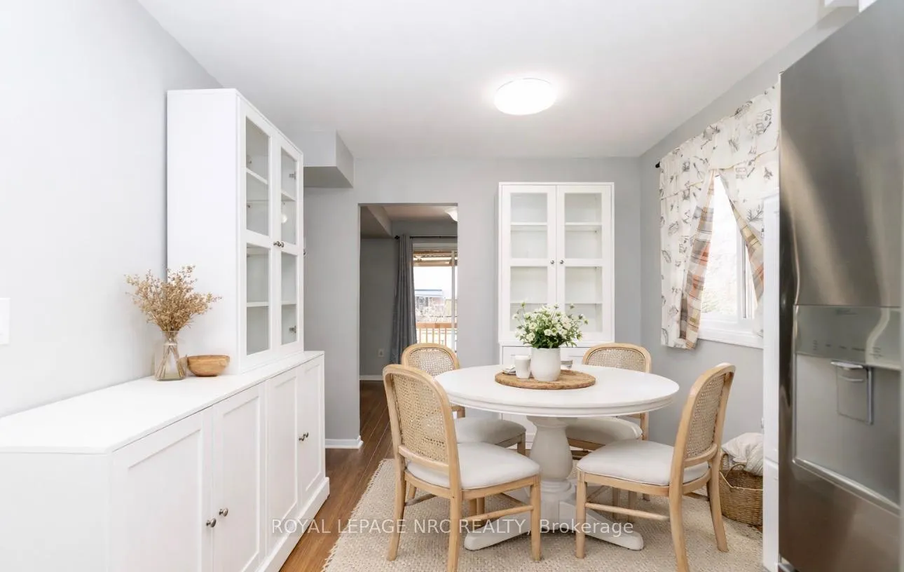 Photo 20 of 30 Baxter Crescent, Thorold, Confederation Heights — HOMEH