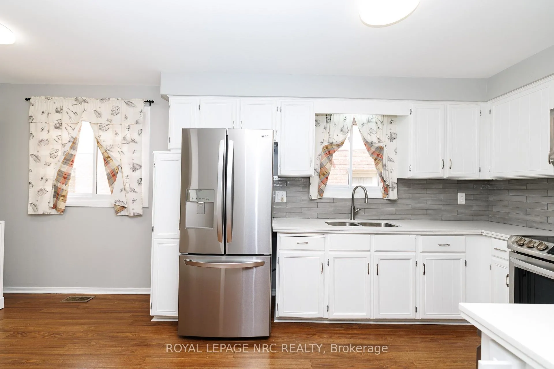 Photo 22 of 30 Baxter Crescent, Thorold, Confederation Heights — HOMEH