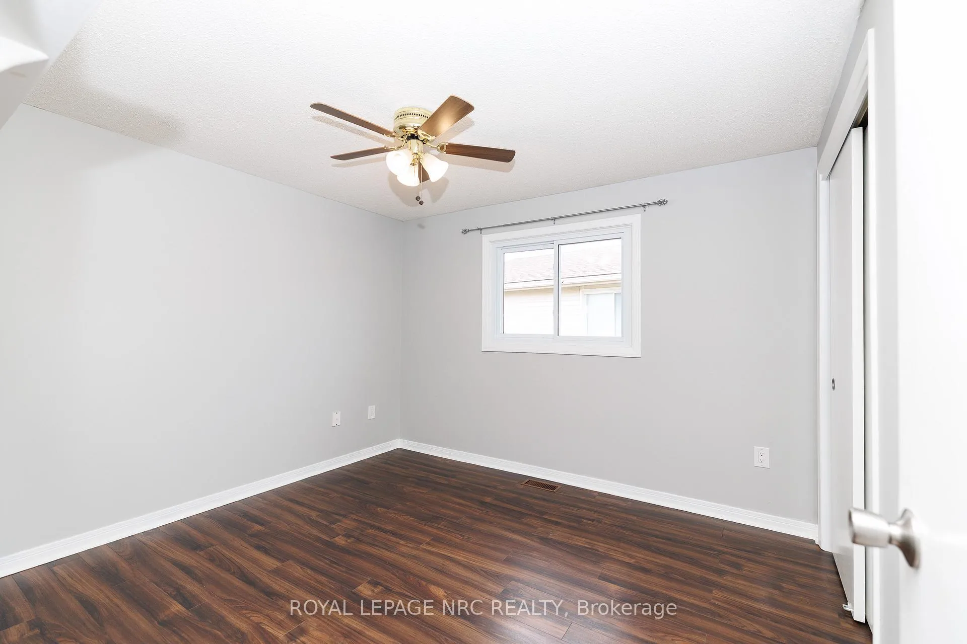 Photo 27 of 30 Baxter Crescent, Thorold, Confederation Heights — HOMEH