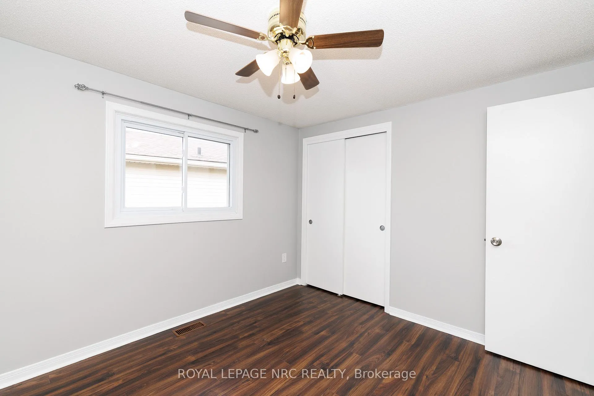 Photo 28 of 30 Baxter Crescent, Thorold, Confederation Heights — HOMEH