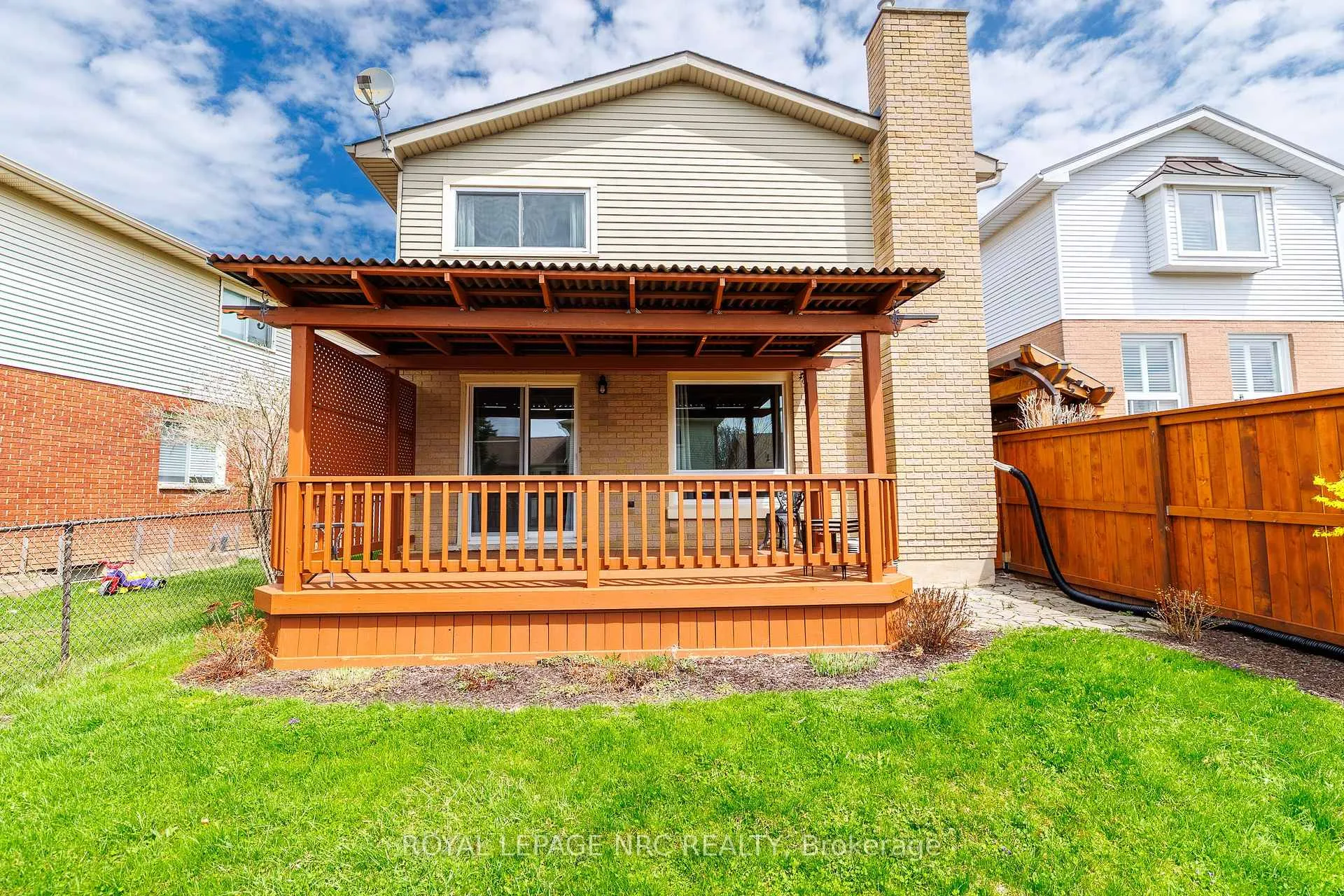 Photo 43 of 30 Baxter Crescent, Thorold, Confederation Heights — HOMEH
