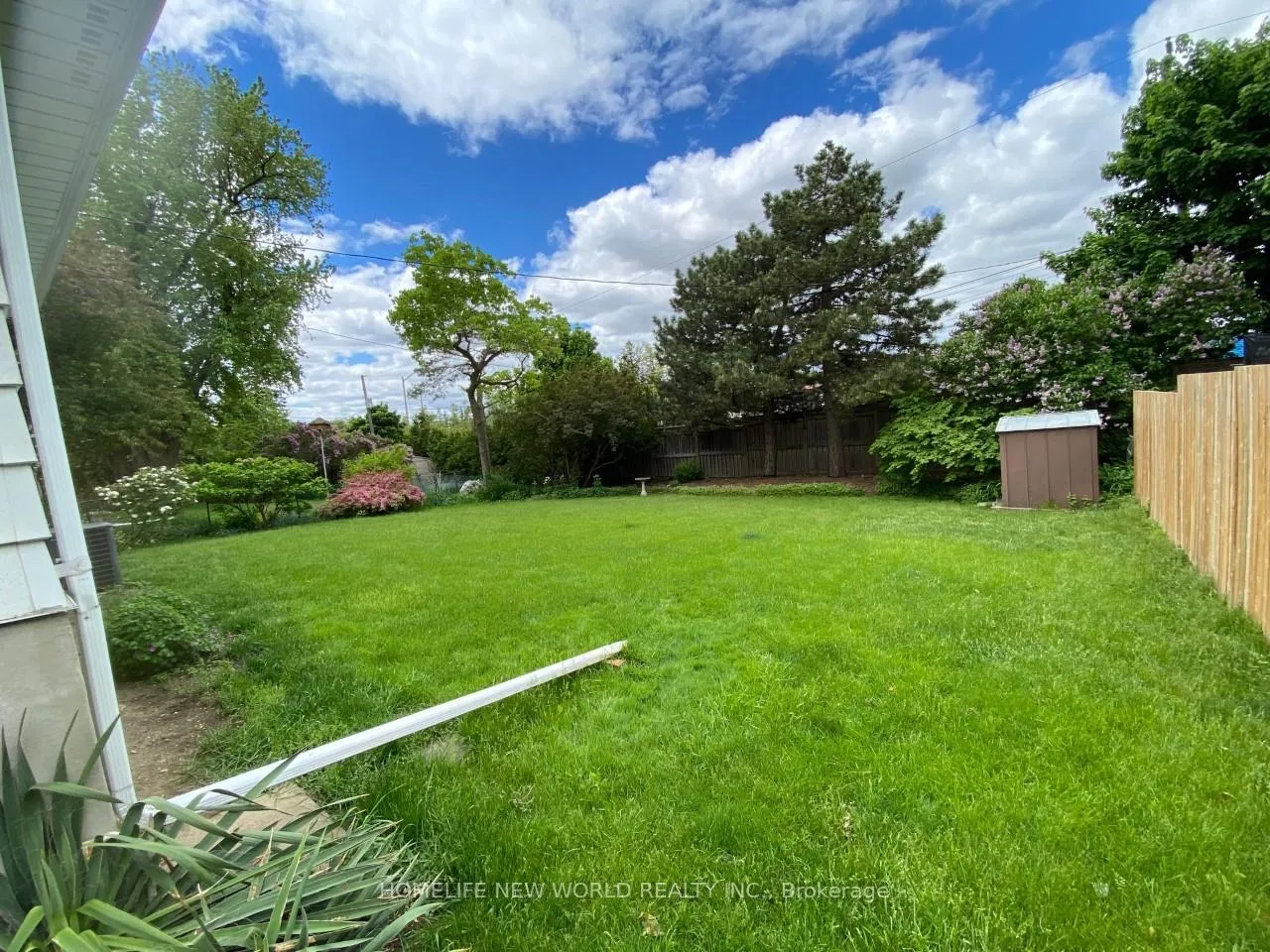 Photo 7 of Unit BSMT, 77 Walkerton Drive, Markham, Bullock — HOMEH