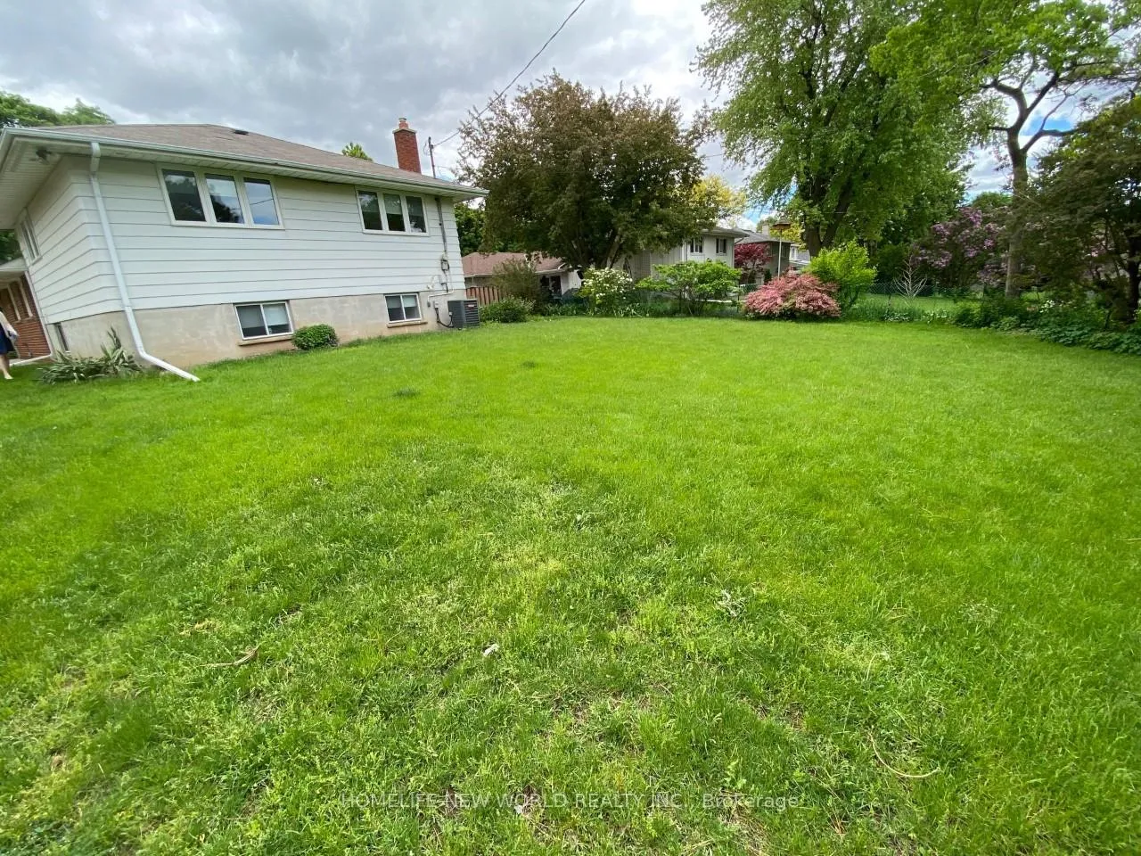 Photo 8 of Unit BSMT, 77 Walkerton Drive, Markham, Bullock — HOMEH