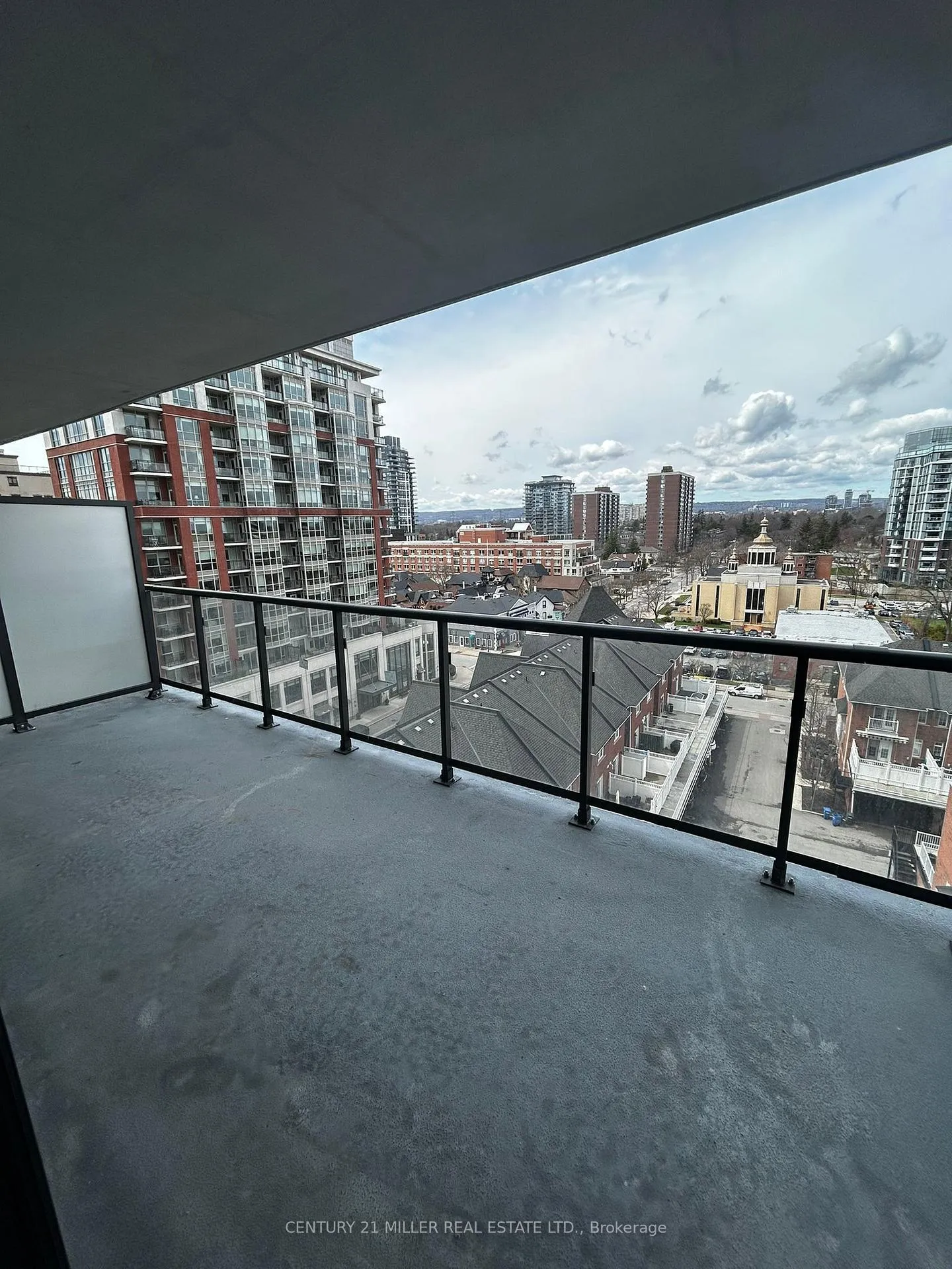 Photo 9 of Unit 701, 2075 Lakeshore Road, Burlington, Brant — HOMEH
