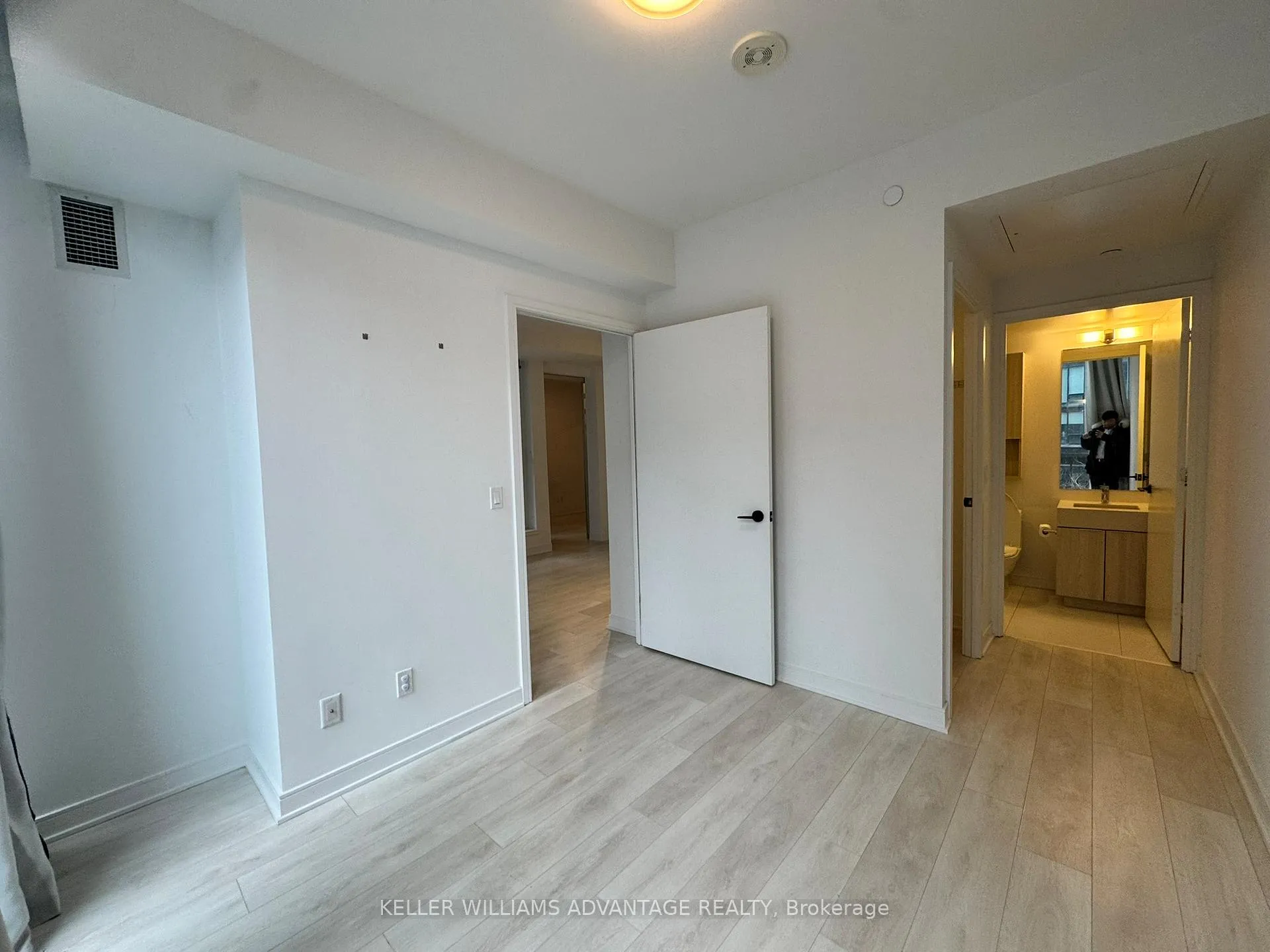 Photo 8 of Unit S345, 35 Rolling Mills Rd, Toronto, Waterfront Communities — HOMEH