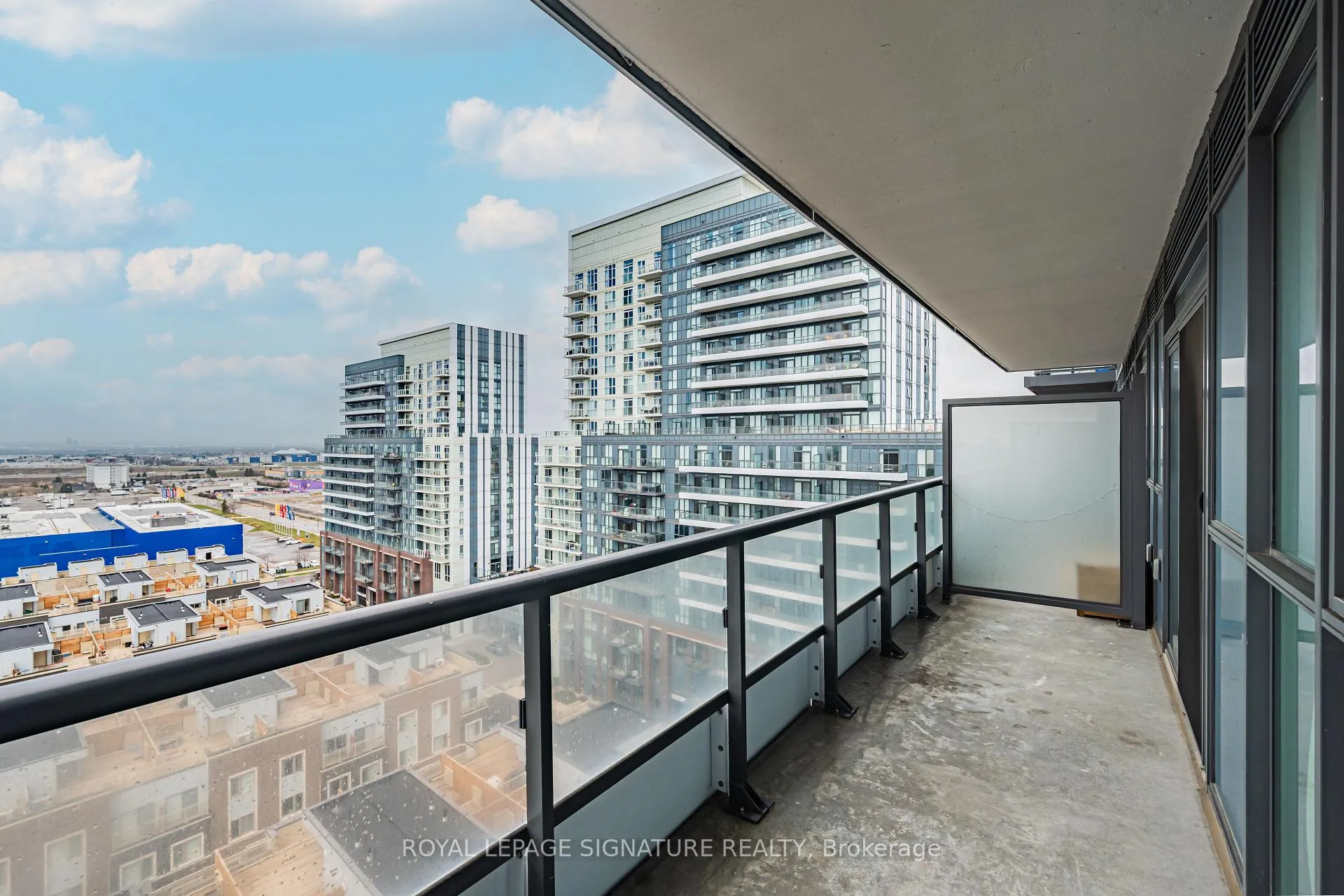 Photo 20 of Unit 1101, 60 Honeycrisp Crescent, Vaughan, Vaughan Corporate Centre — HOMEH