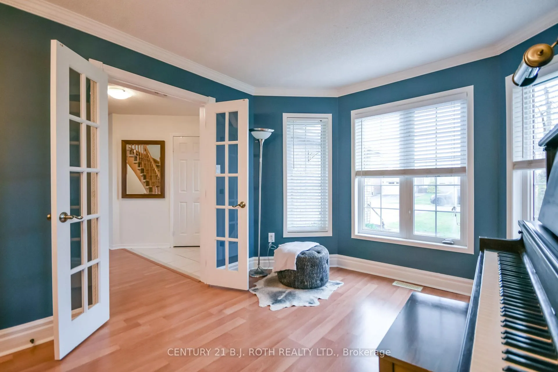 Photo 10 of 30 Black Willow Drive, Barrie, Holly — HOMEH