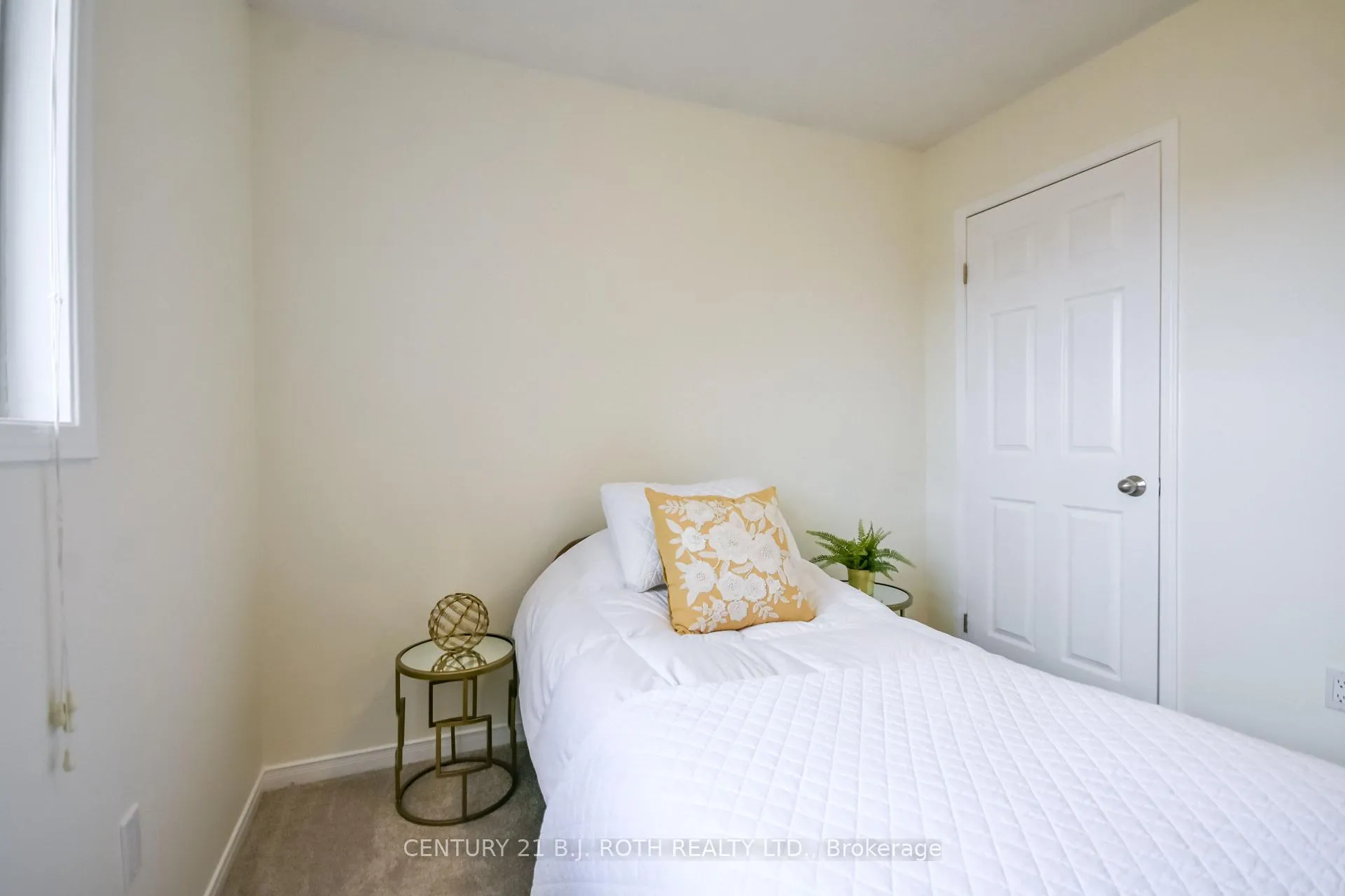 Photo 26 of 30 Black Willow Drive, Barrie, Holly — HOMEH