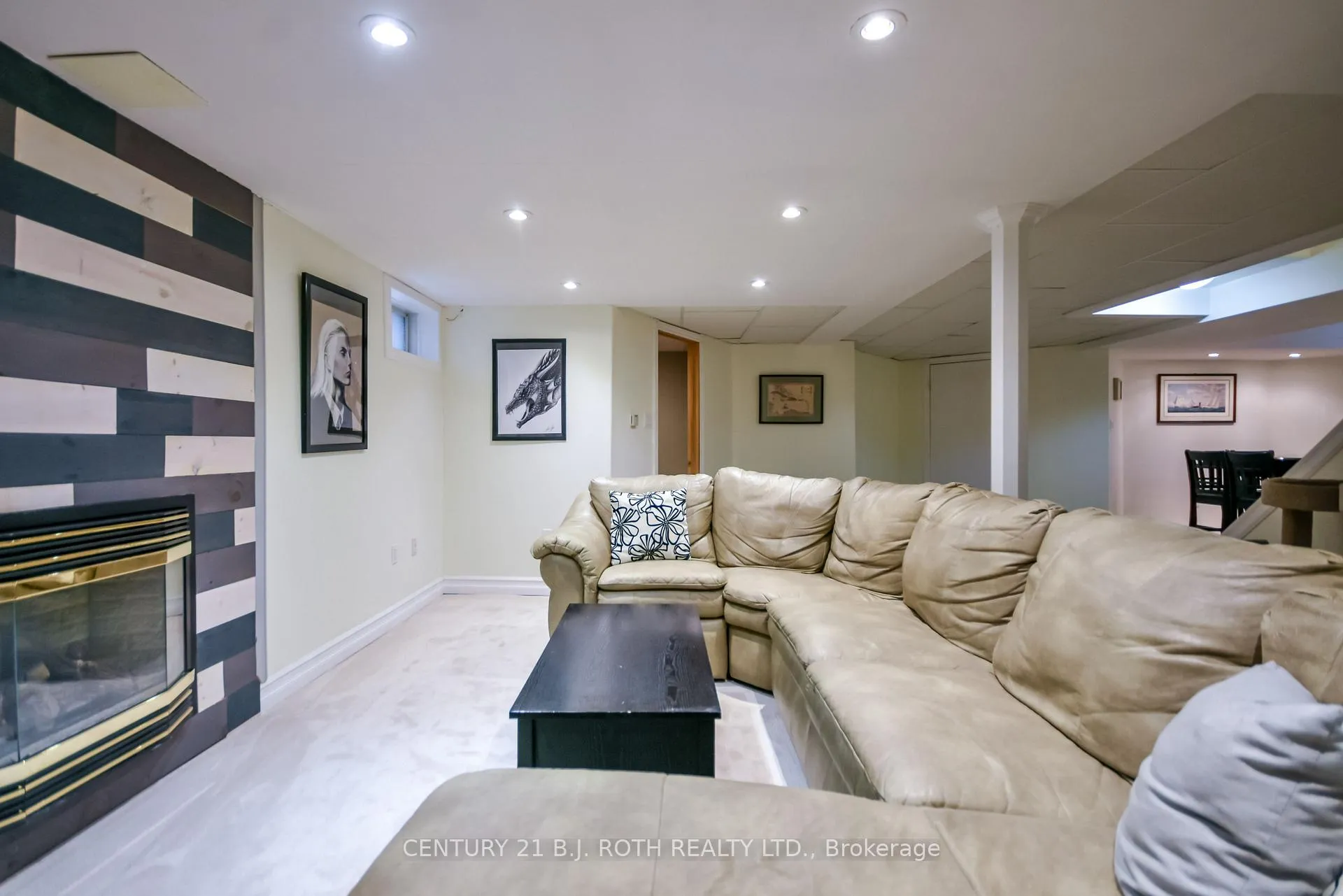 Photo 33 of 30 Black Willow Drive, Barrie, Holly — HOMEH