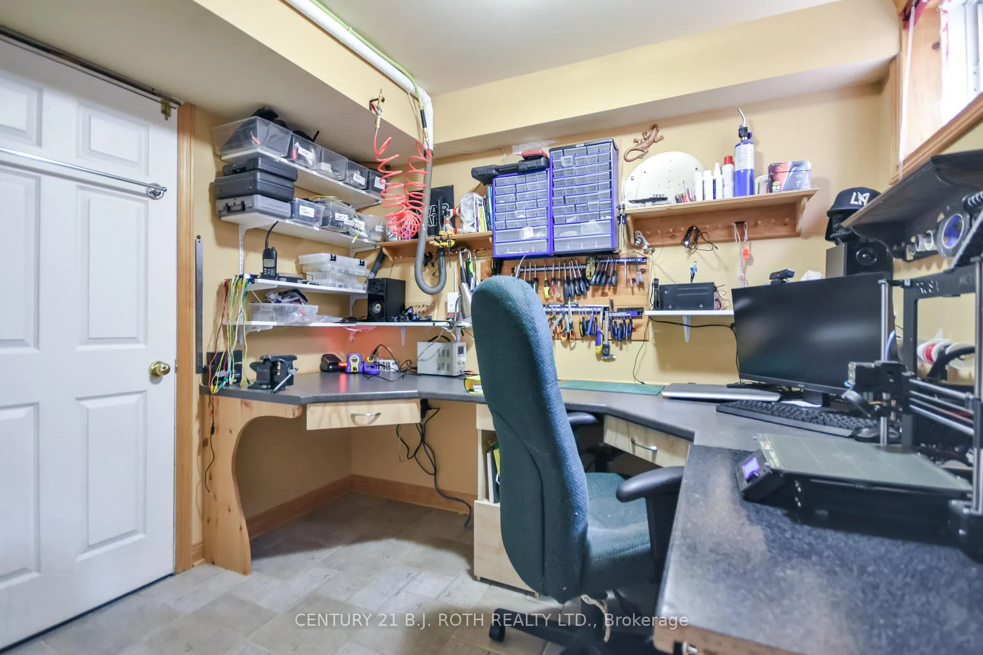 Photo 35 of 30 Black Willow Drive, Barrie, Holly — HOMEH