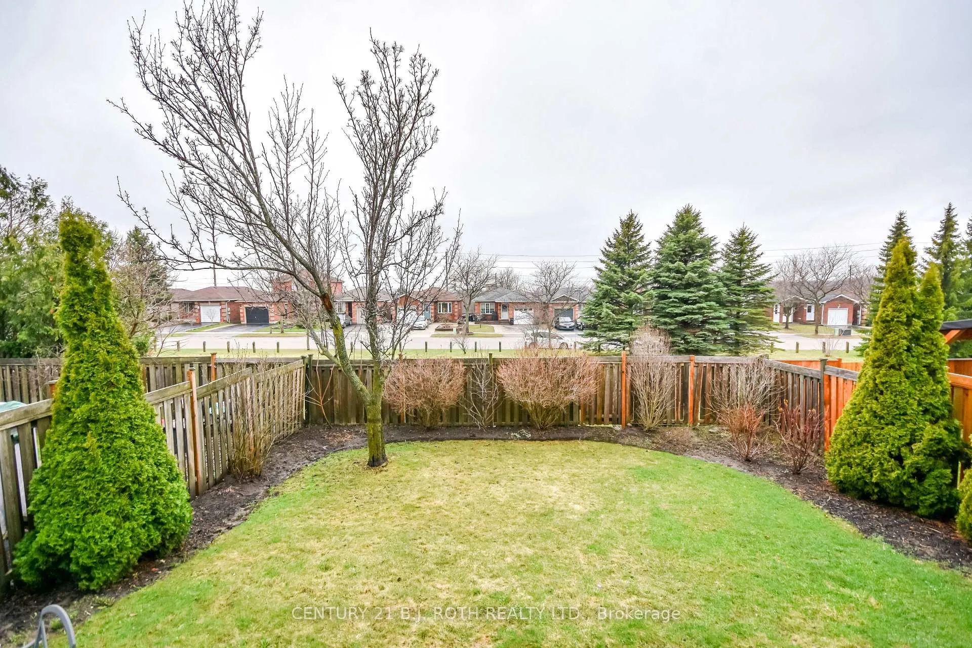 Photo 40 of 30 Black Willow Drive, Barrie, Holly — HOMEH