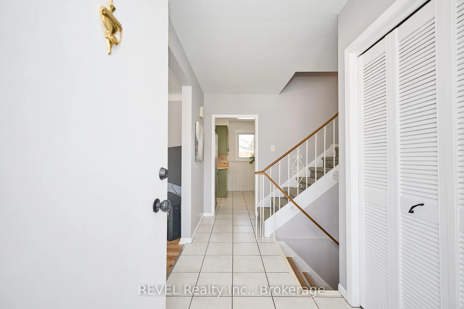 Photo 6 of 190 Willson Road, Welland, Prince Charles — HOMEH