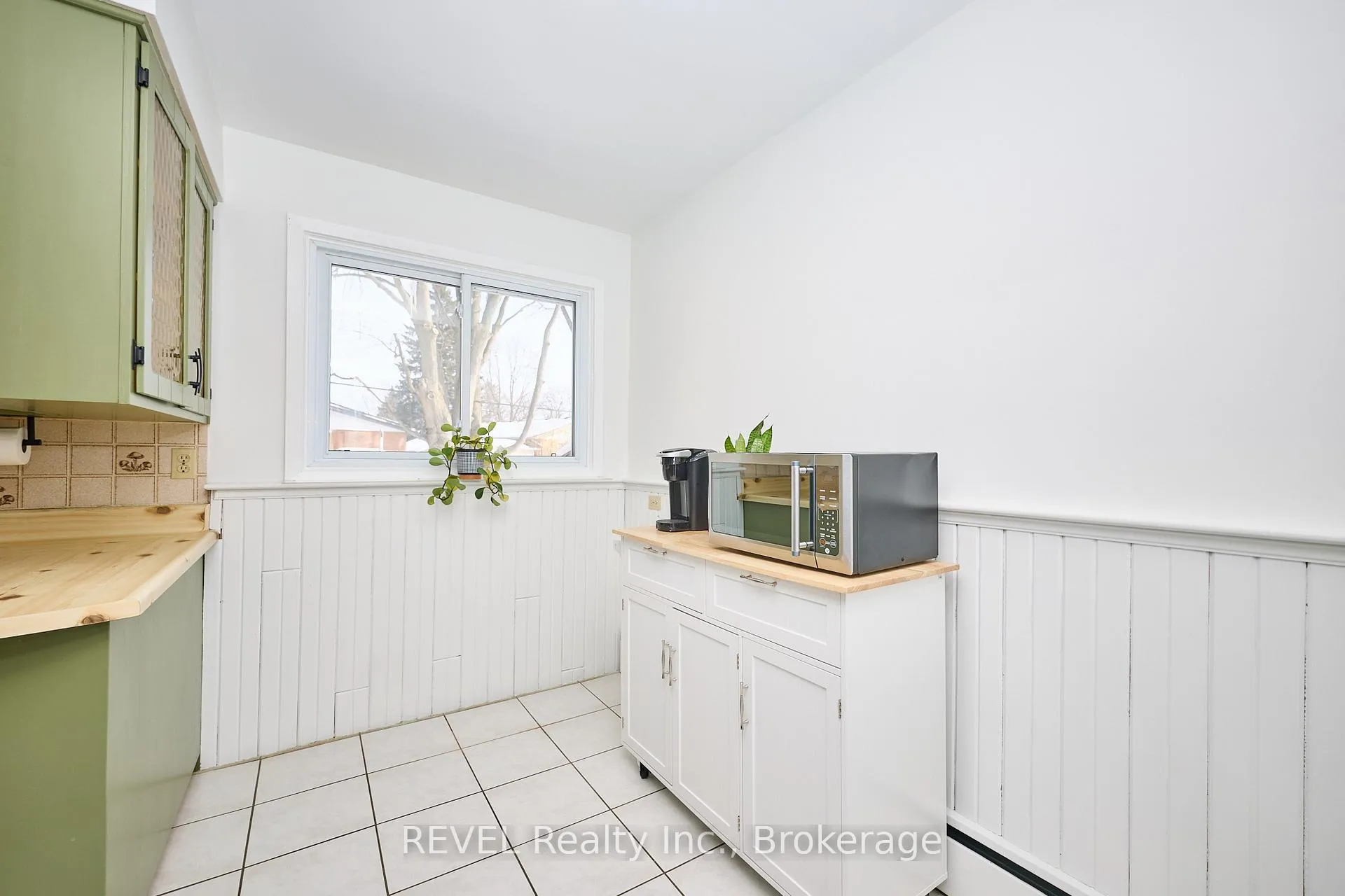 Photo 16 of 190 Willson Road, Welland, Prince Charles — HOMEH