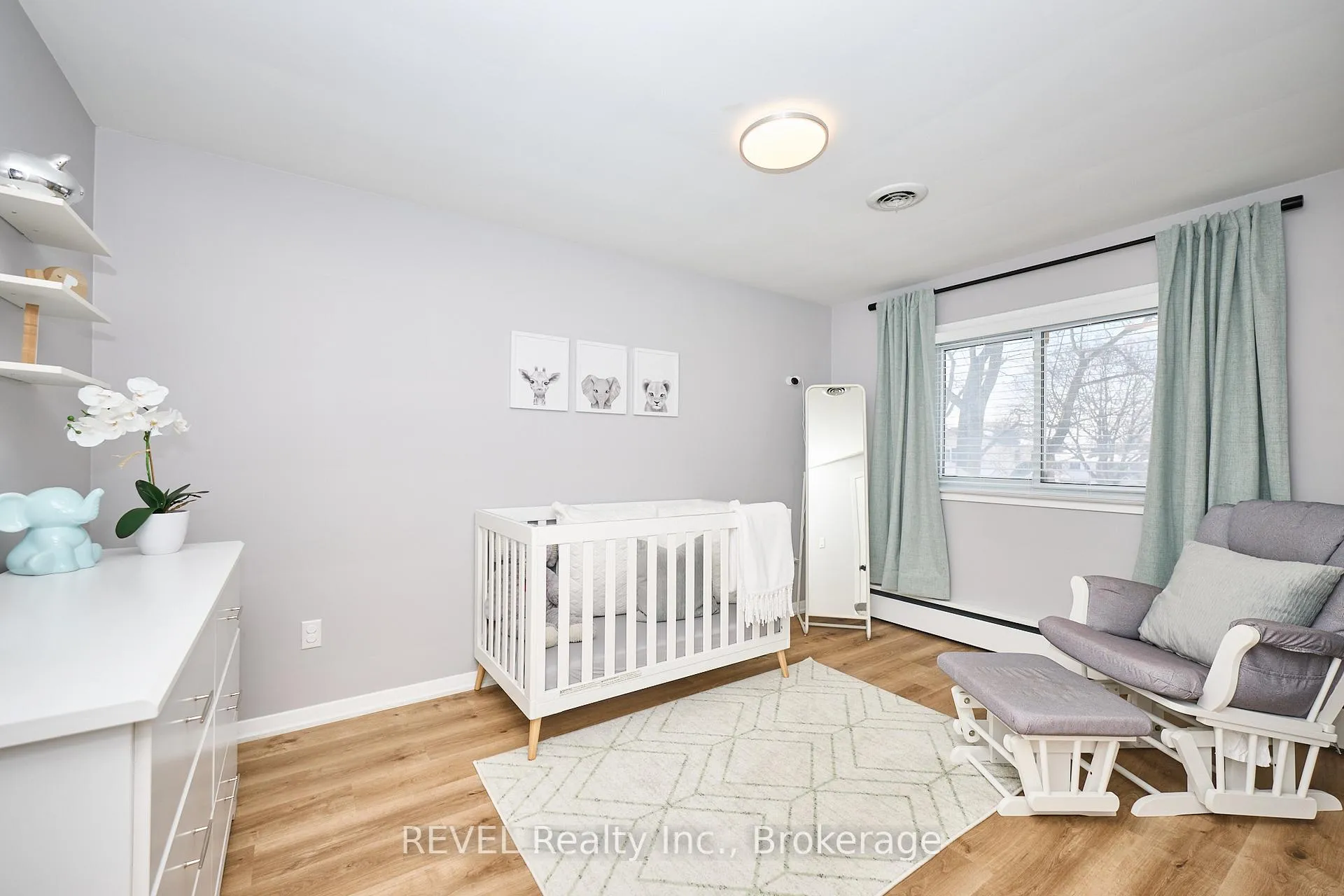Photo 23 of 190 Willson Road, Welland, Prince Charles — HOMEH