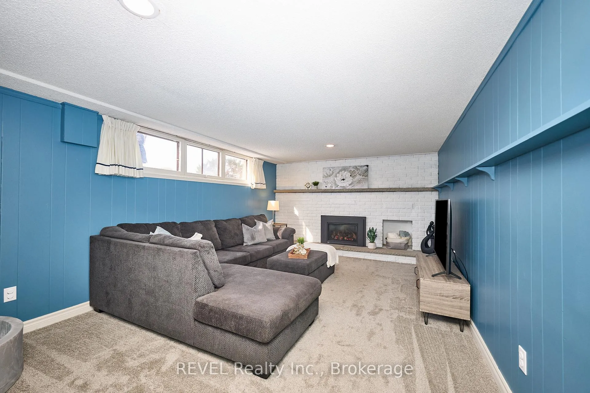 Photo 33 of 190 Willson Road, Welland, Prince Charles — HOMEH