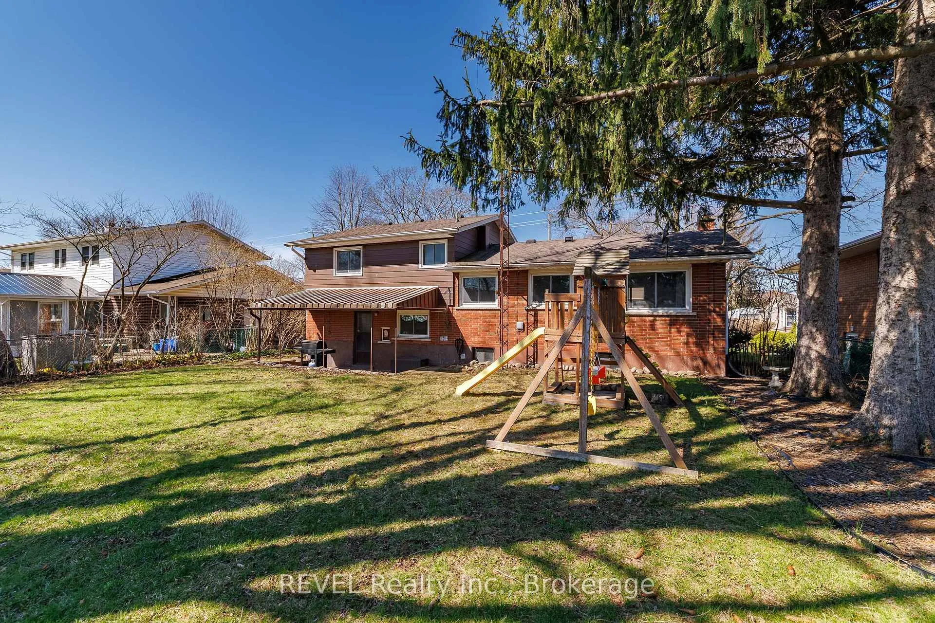 Photo 43 of 190 Willson Road, Welland, Prince Charles — HOMEH