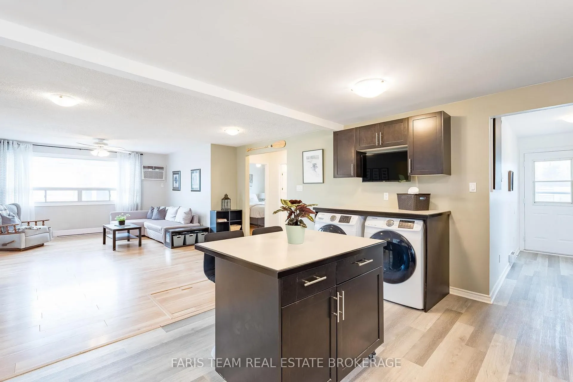 Photo 7 of 1120 Lindy Lane, Innisfil, Gilford — HOMEH