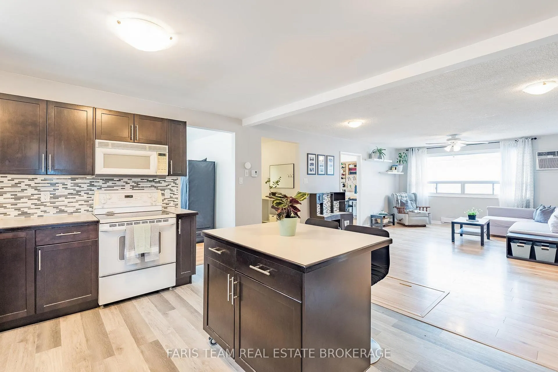 Photo 8 of 1120 Lindy Lane, Innisfil, Gilford — HOMEH