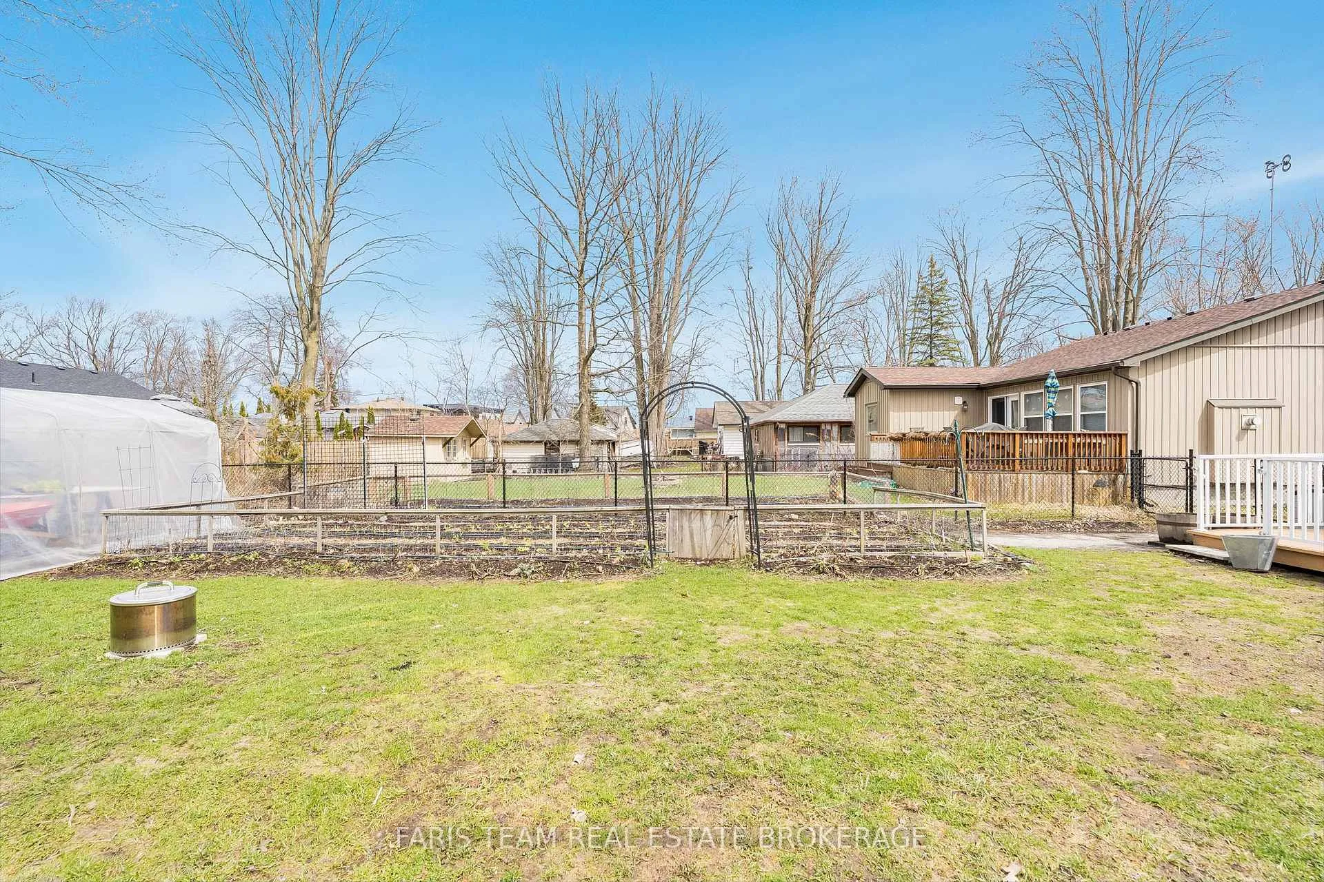 Photo 26 of 1120 Lindy Lane, Innisfil, Gilford — HOMEH