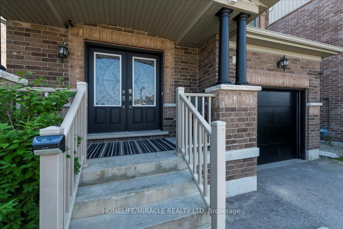 Photo 2 of 83 Willoughby Way, New Tecumseth, Alliston — HOMEH