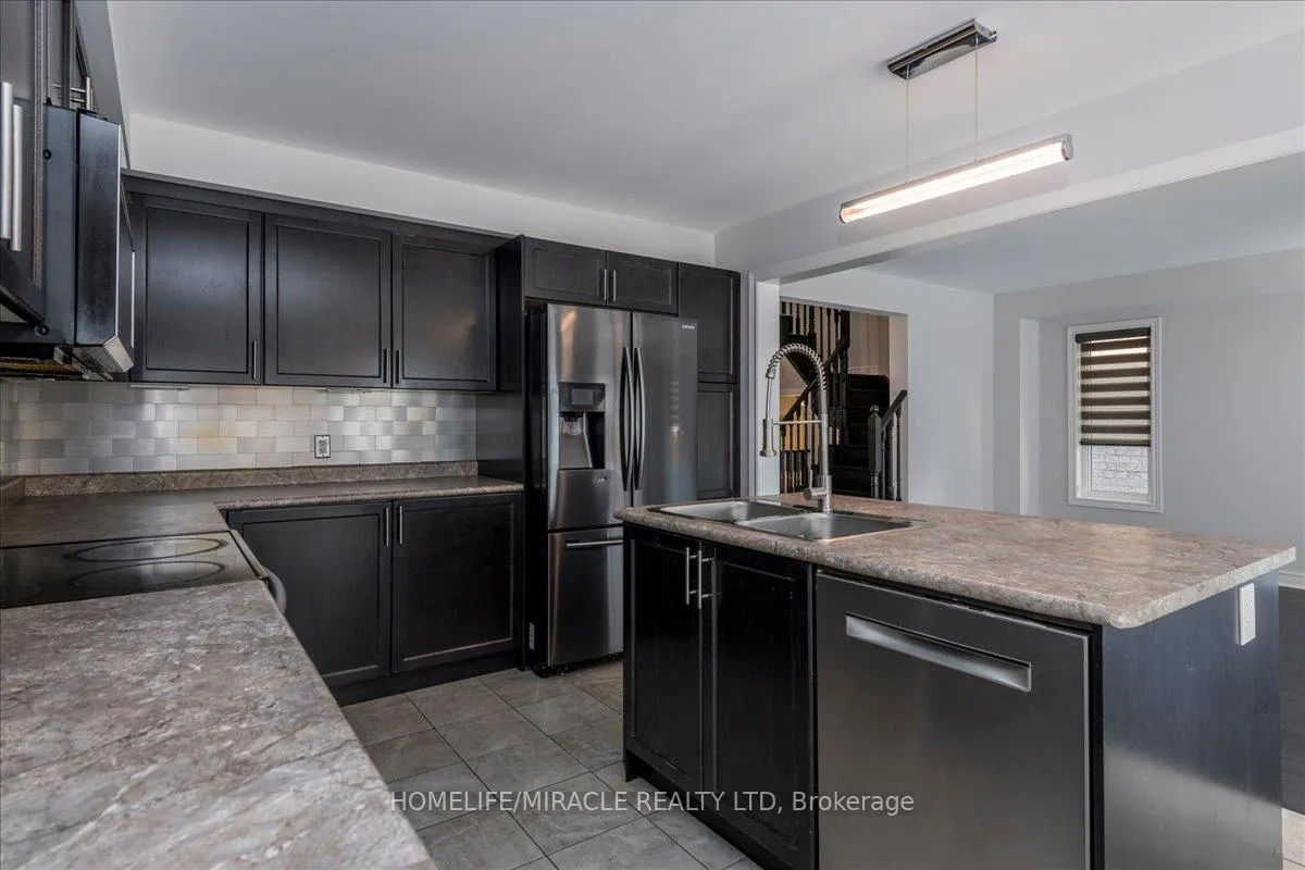 Photo 14 of 83 Willoughby Way, New Tecumseth, Alliston — HOMEH