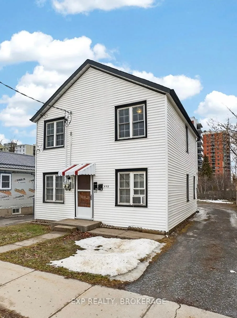 Photo 1 of 632 MacDonnell Street, Kingston, East of Sir John A. Blvd — HOMEH