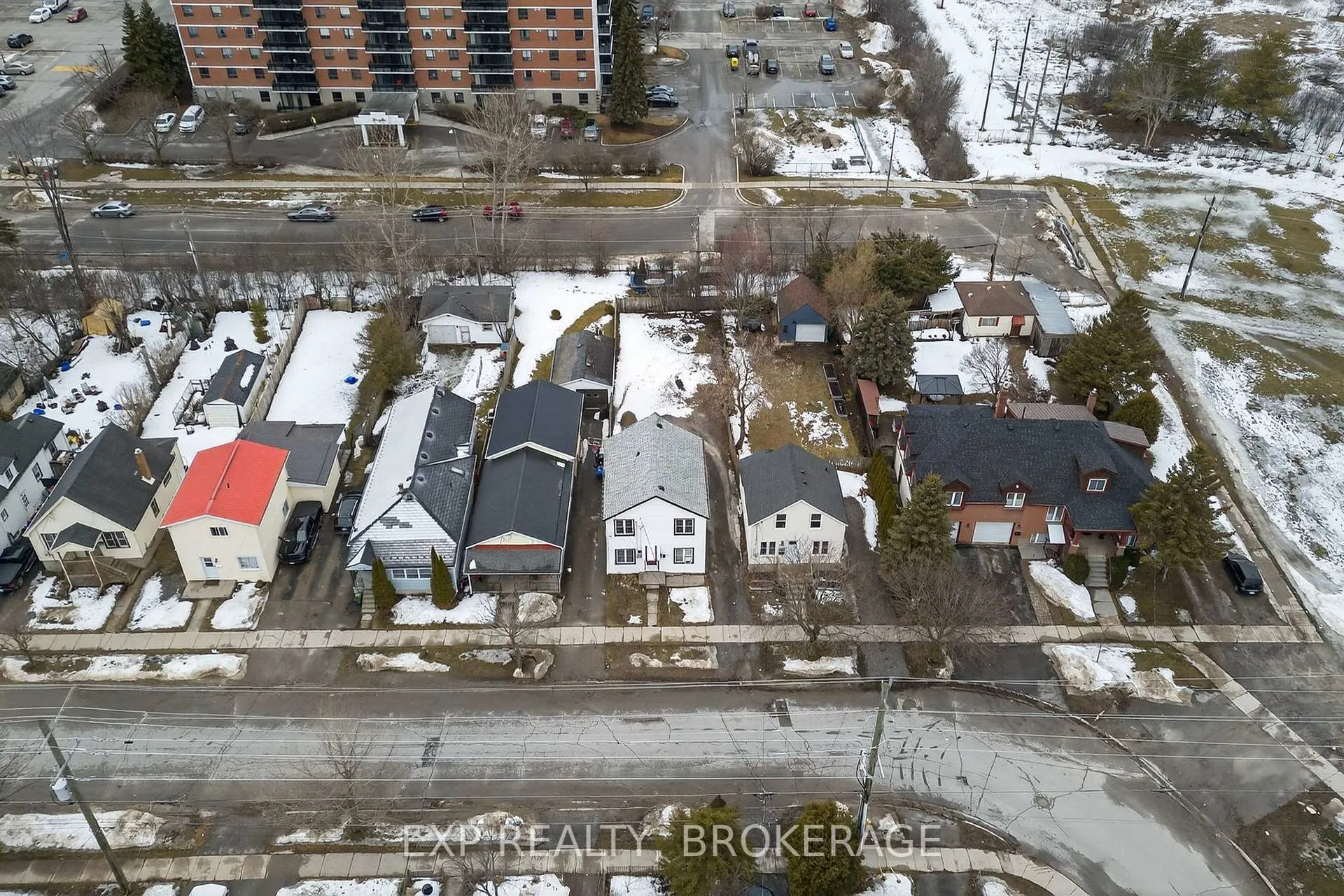 Photo 17 of 632 MacDonnell Street, Kingston, East of Sir John A. Blvd — HOMEH