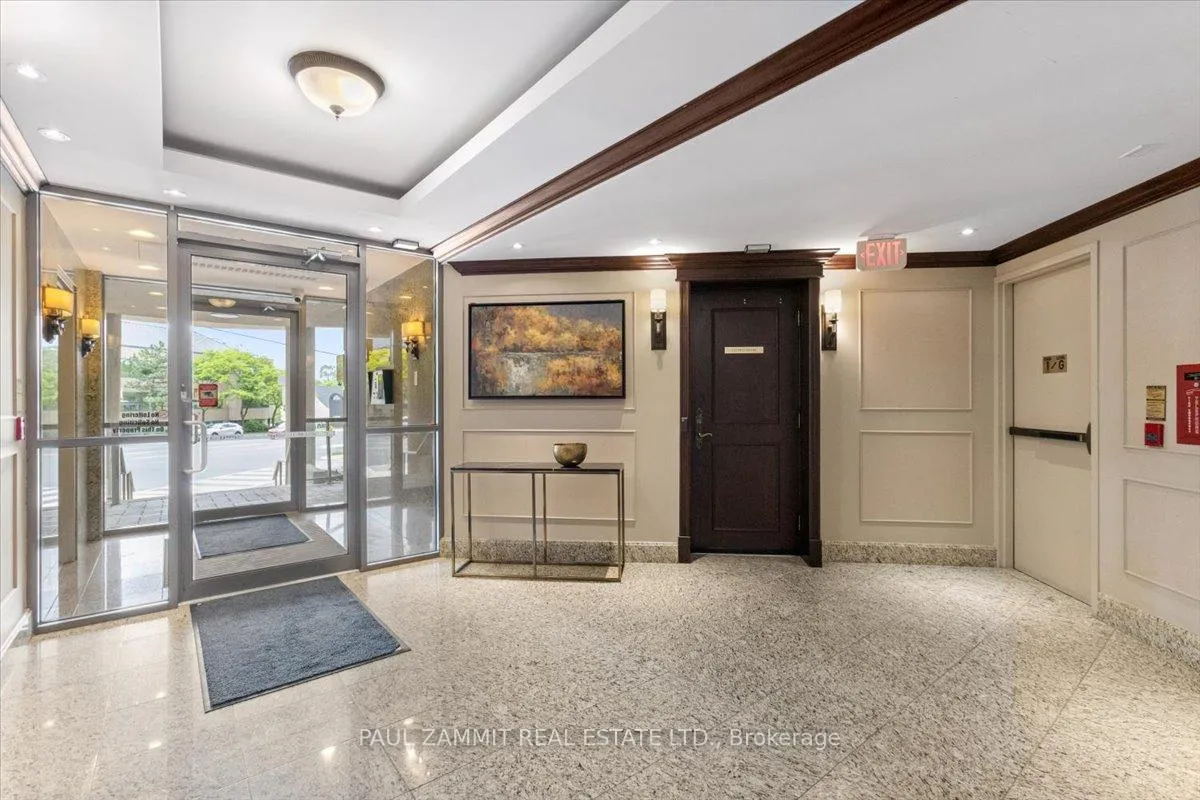 Photo 2 of Unit 101, 1 Clairtrell Road, North York, Willowdale East — HOMEH