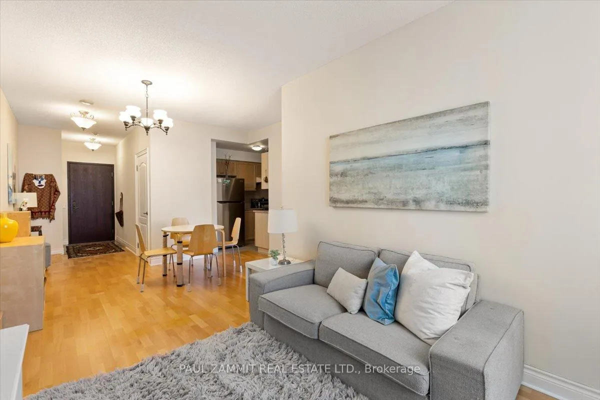 Photo 8 of Unit 101, 1 Clairtrell Road, North York, Willowdale East — HOMEH