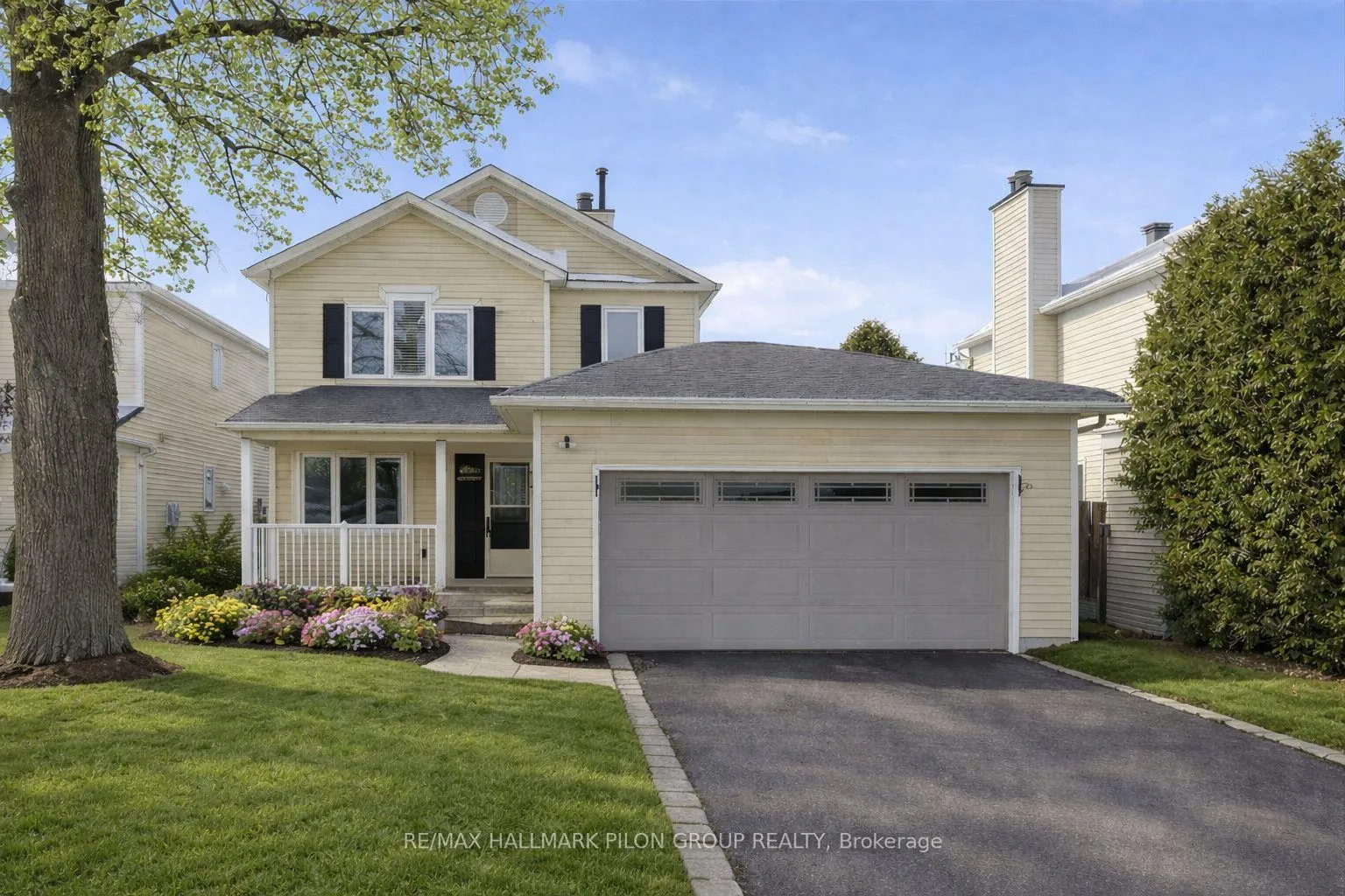 Photo 1 of 284 Mceachern Crescent, Ottawa, Bilberry Creek/Queenswood Heights — HOMEH
