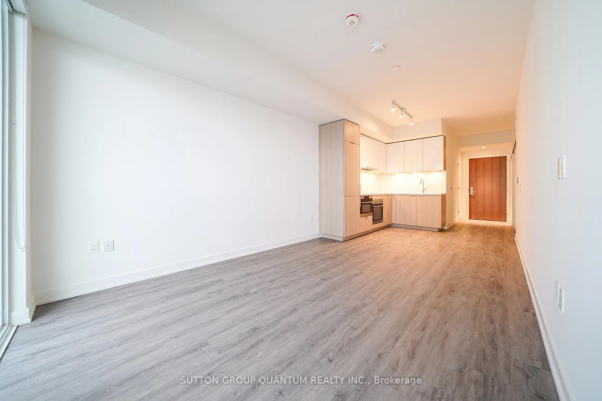 Photo 8 of Unit 912, 15 Queens Quay E, Toronto, Waterfront Communities — HOMEH