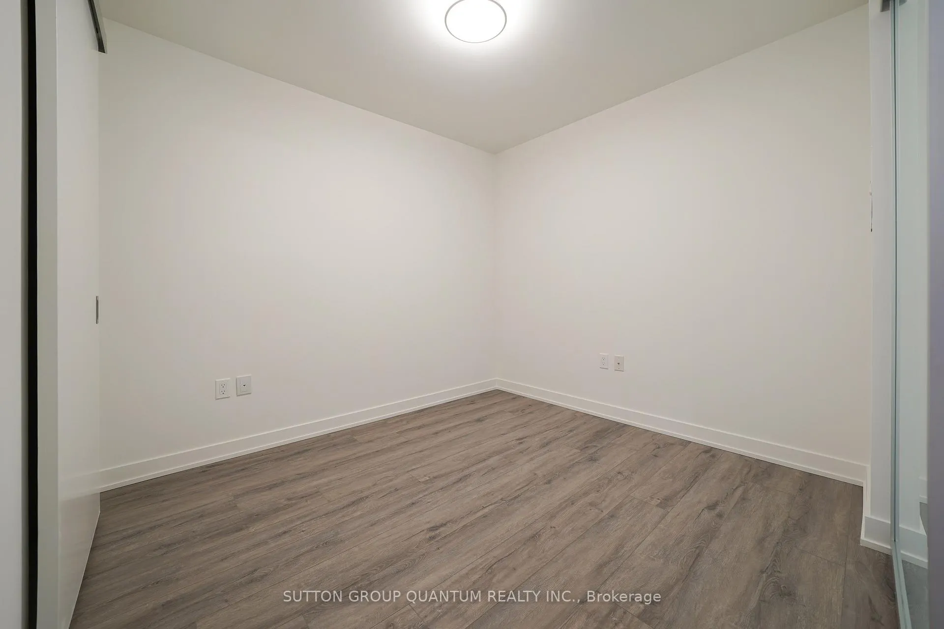 Photo 13 of Unit 912, 15 Queens Quay E, Toronto, Waterfront Communities — HOMEH