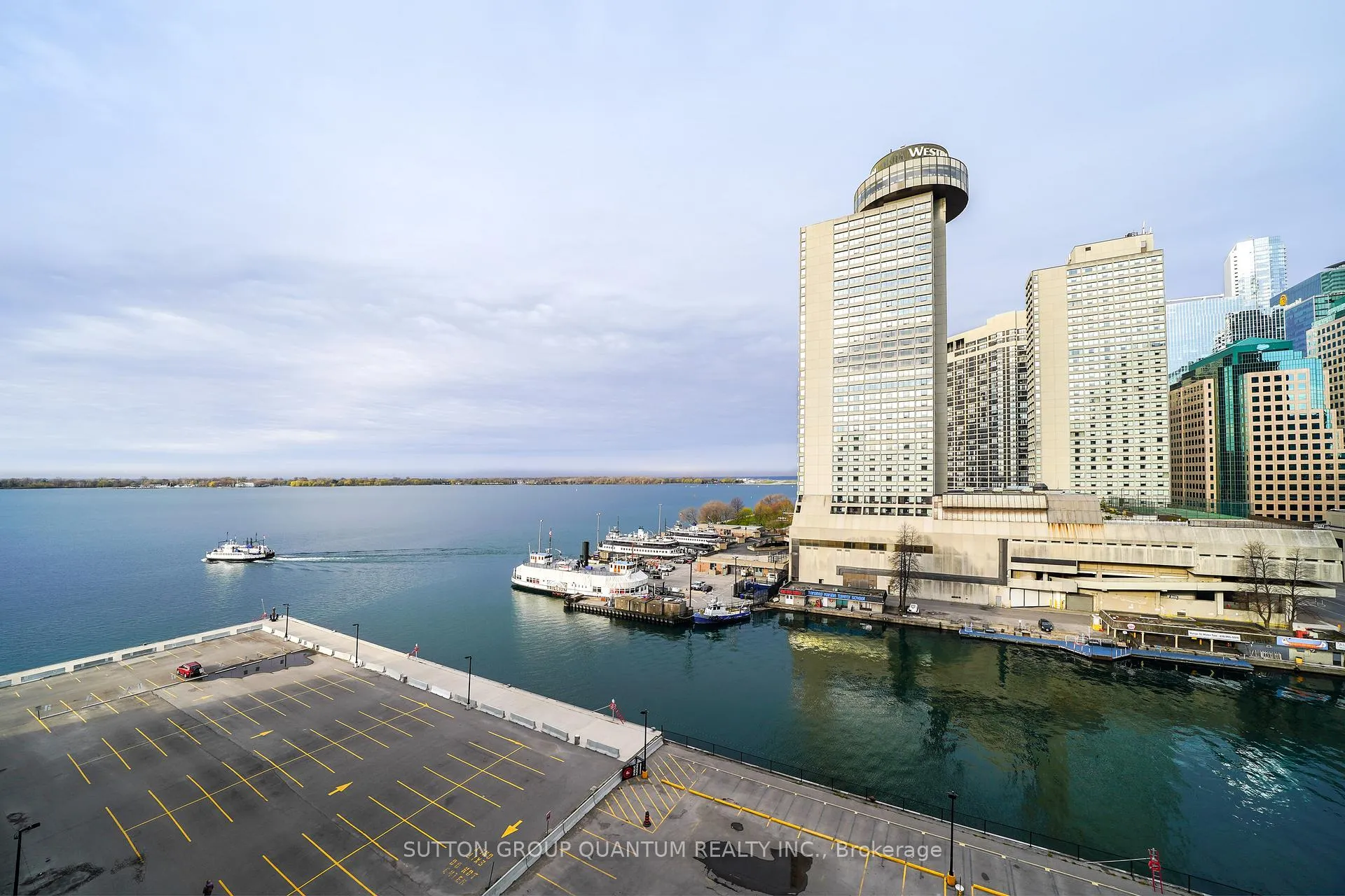 Photo 15 of Unit 912, 15 Queens Quay E, Toronto, Waterfront Communities — HOMEH