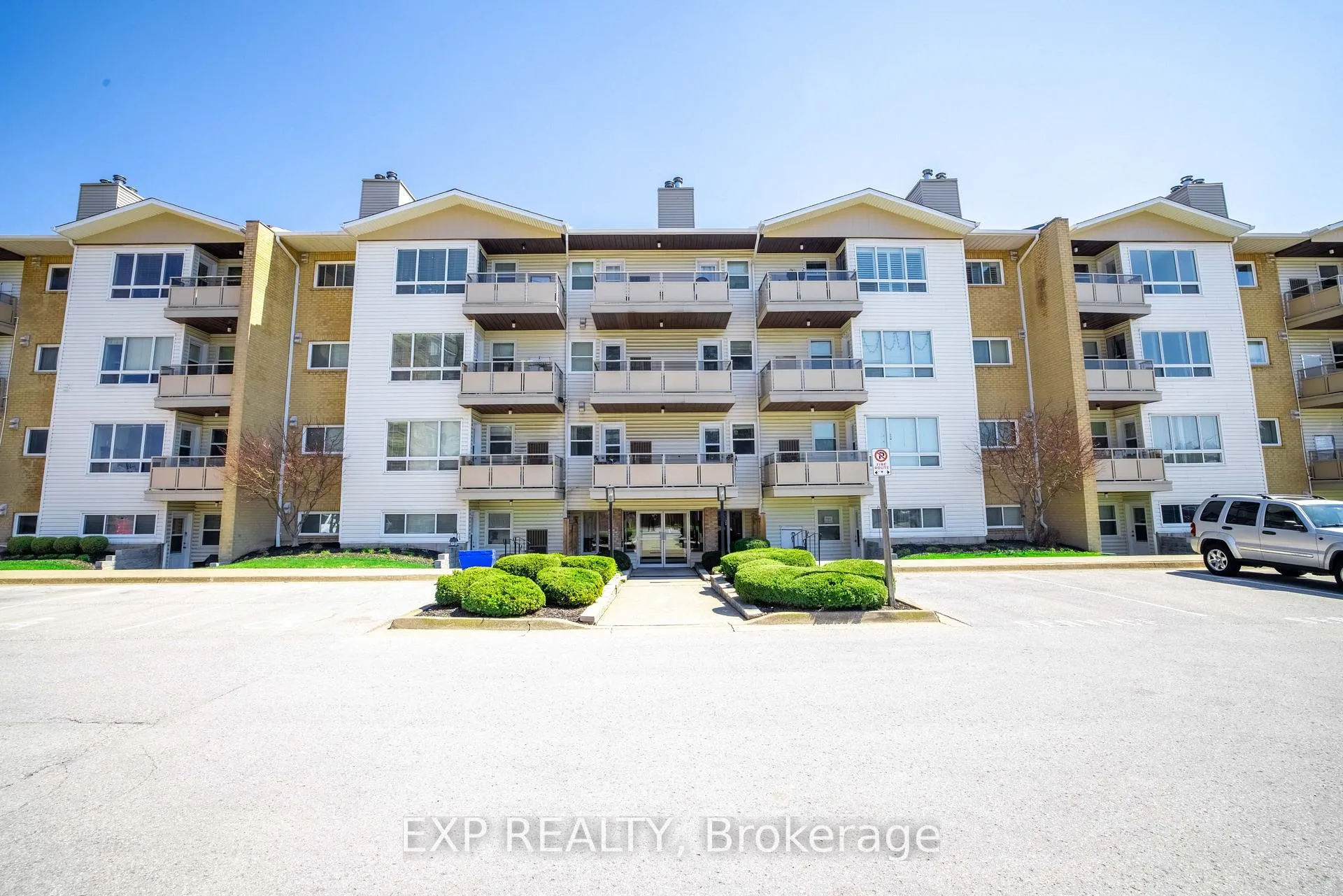 Photo 1 of Unit 120, 78 Roehampton Avenue, St. Catharines, Carlton/Bunting — HOMEH