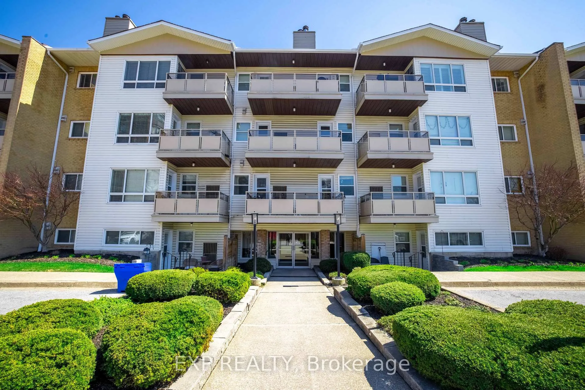 Photo 3 of Unit 120, 78 Roehampton Avenue, St. Catharines, Carlton/Bunting — HOMEH