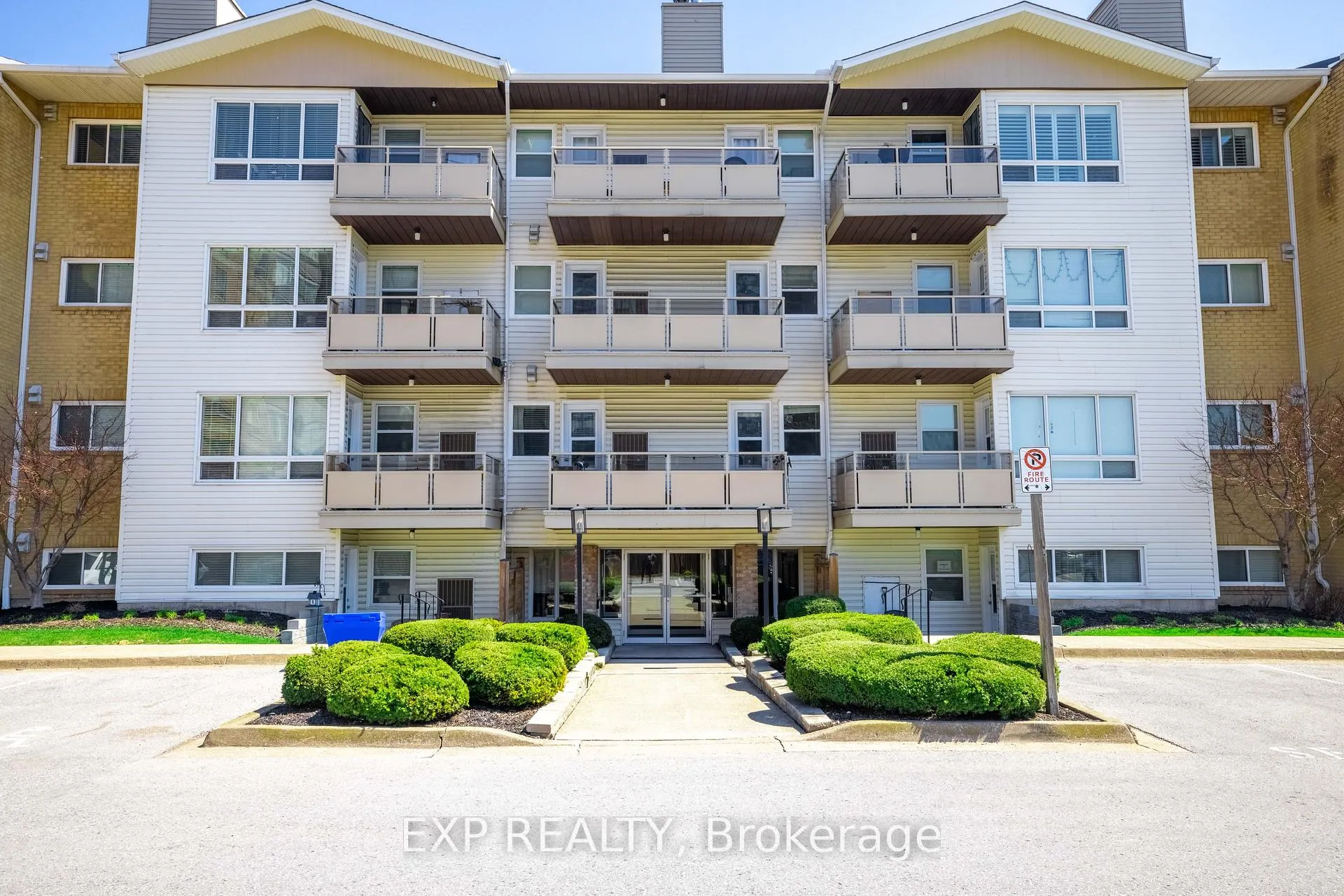 Photo 4 of Unit 120, 78 Roehampton Avenue, St. Catharines, Carlton/Bunting — HOMEH