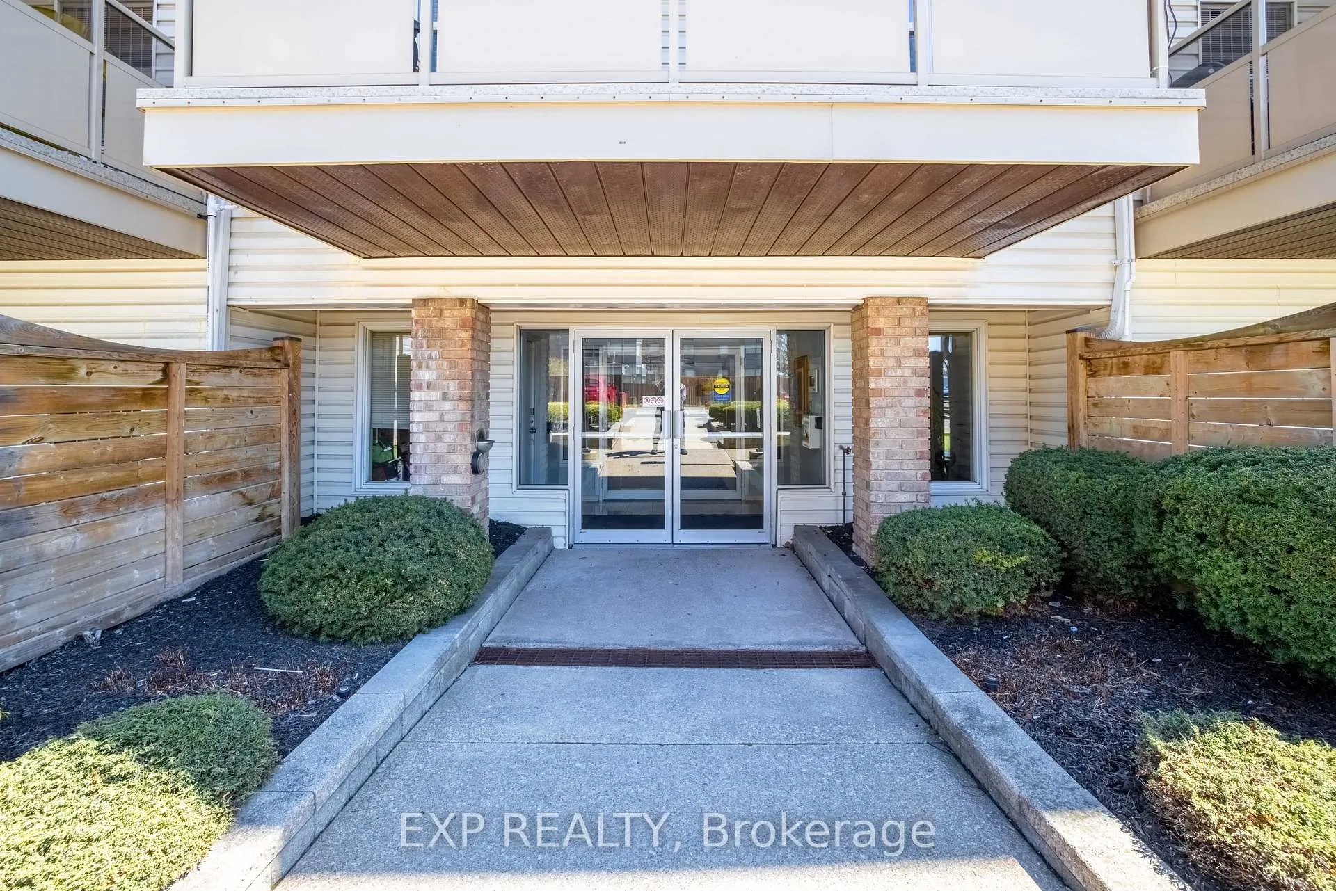 Photo 5 of Unit 120, 78 Roehampton Avenue, St. Catharines, Carlton/Bunting — HOMEH