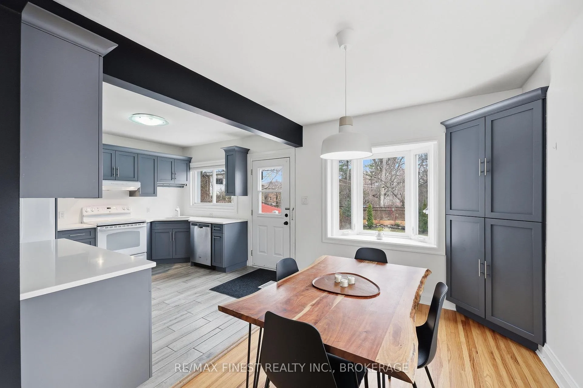 Photo 13 of 391 Mowat Avenue, Kingston, Central City West — HOMEH