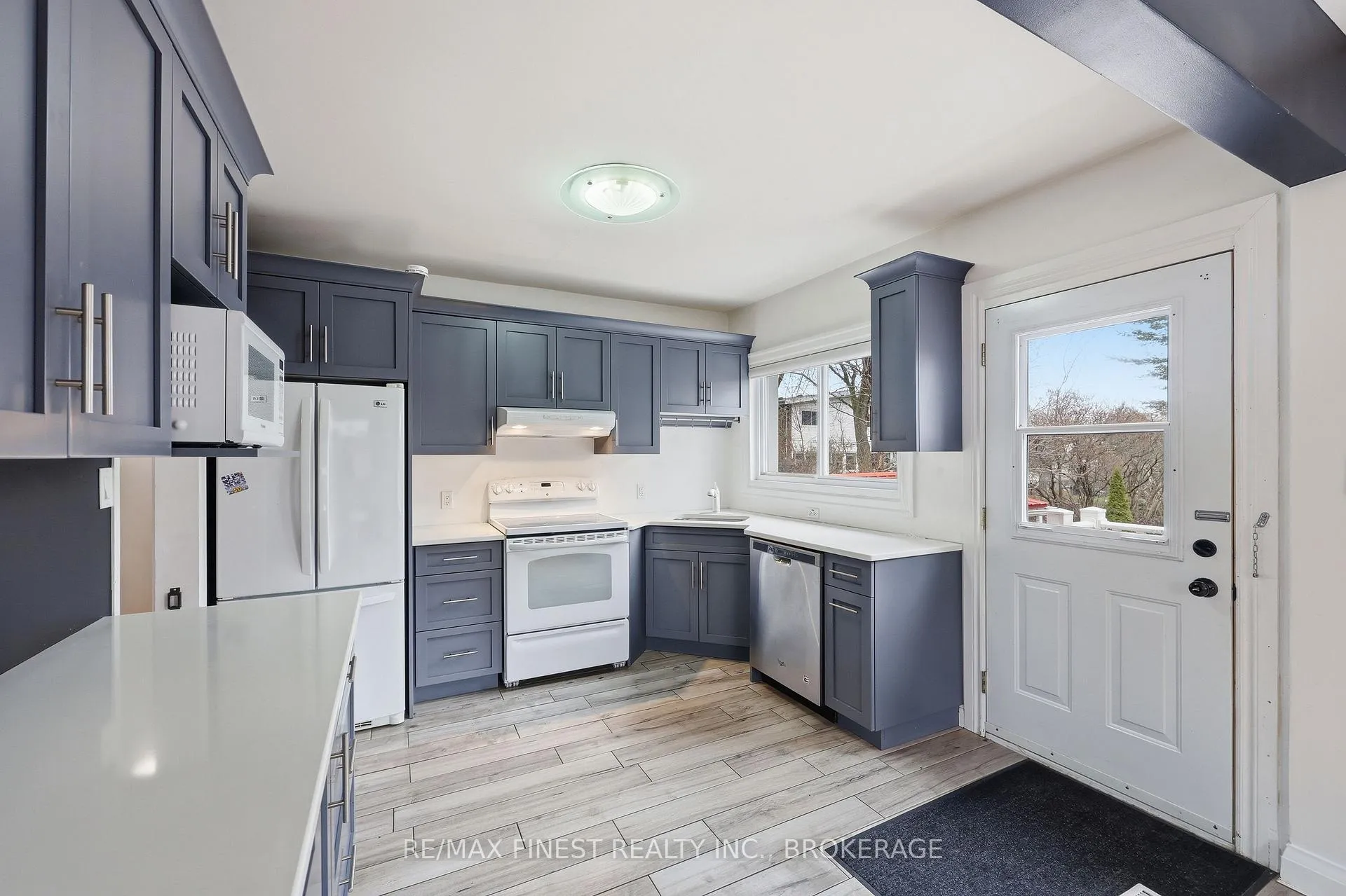 Photo 15 of 391 Mowat Avenue, Kingston, Central City West — HOMEH