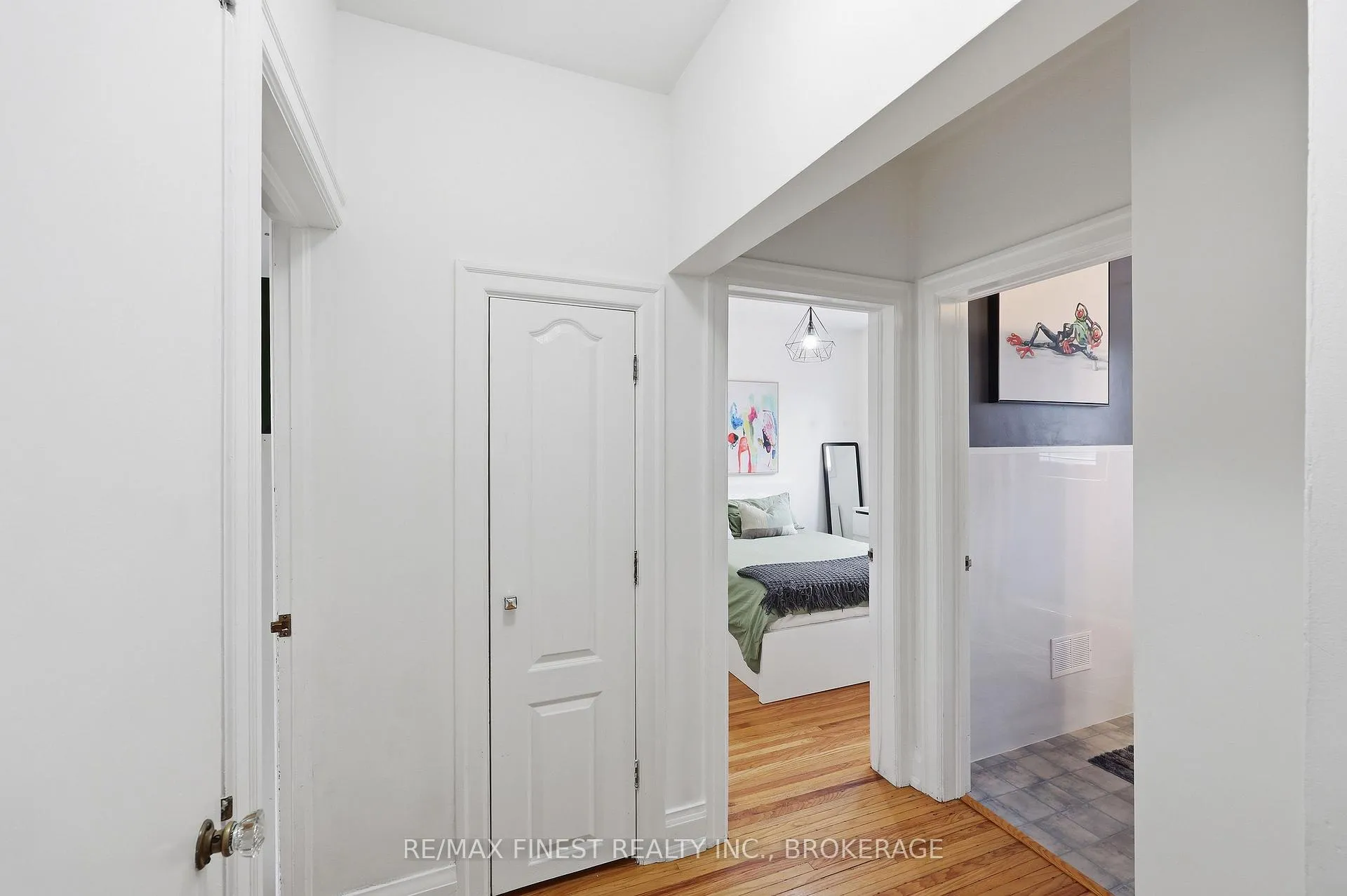 Photo 22 of 391 Mowat Avenue, Kingston, Central City West — HOMEH