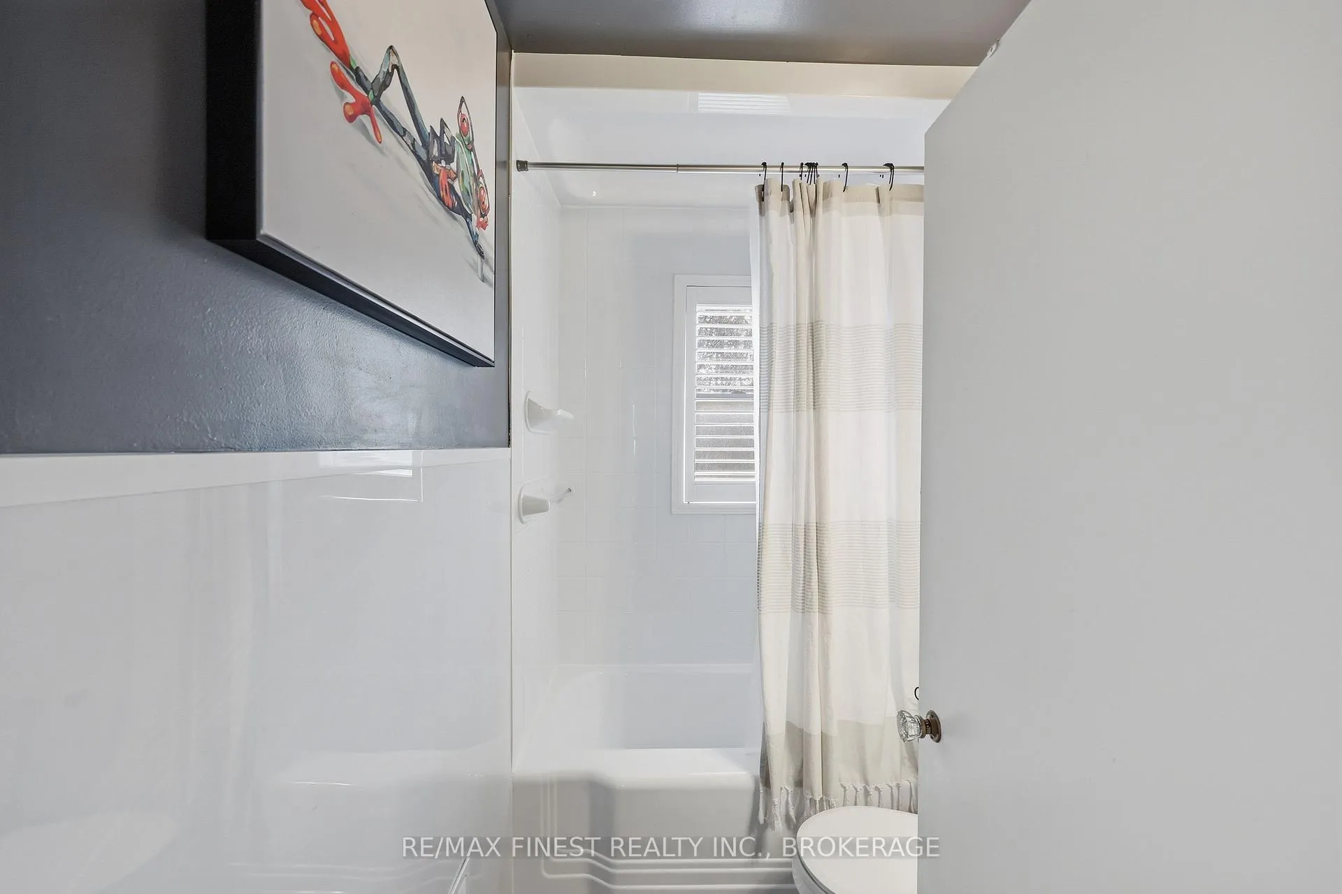 Photo 25 of 391 Mowat Avenue, Kingston, Central City West — HOMEH